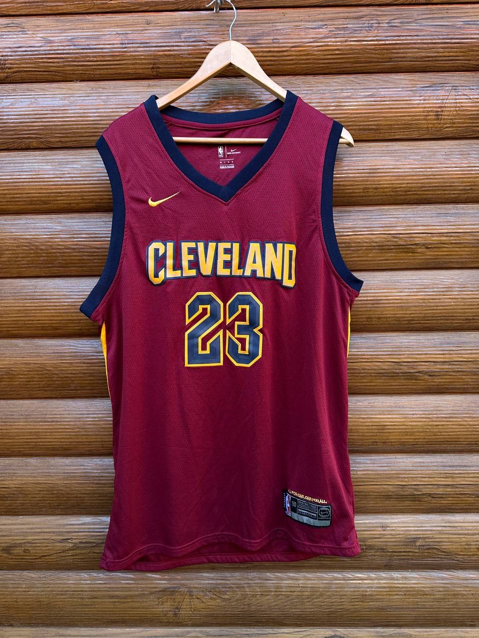 NBA Vintage Nike Lebron James 23 Cleveland jersey y2k Size US L / EU 52-54 / 3 - 2 Thumbnail