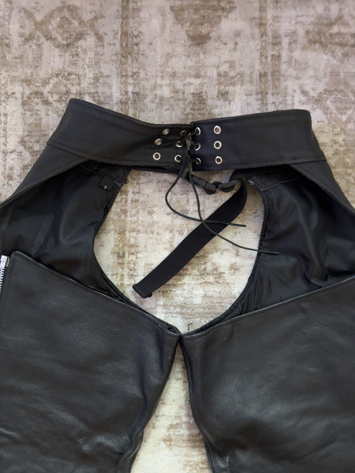 Vintage Vintage black real leather chaps Size US 31 - 2 Thumbnail