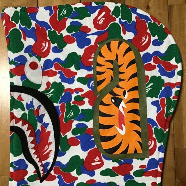 Bape 2024 🔥QINGDAO Store Camo🔥 BAPE shark full zip hoodie APE Size US XXL / EU 58 / 5 - 6 Thumbnail