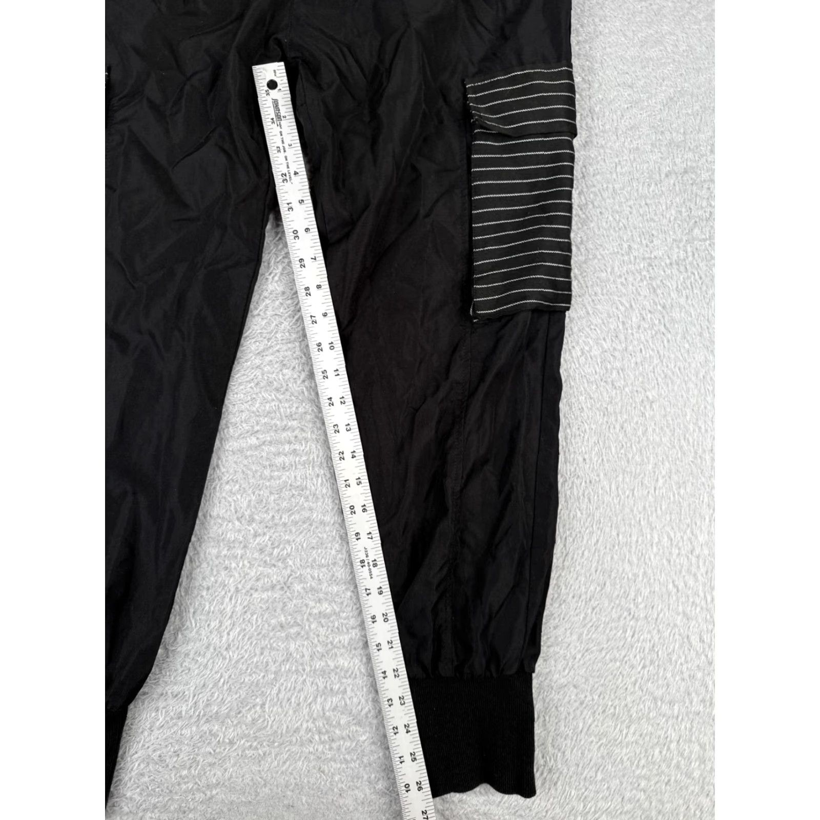 Shein Shein Pants Women Large Black Cargo Jogger Elastic Hems Poly Blend 30x27 Size 36" / US 14 / IT 50 - 5 Thumbnail