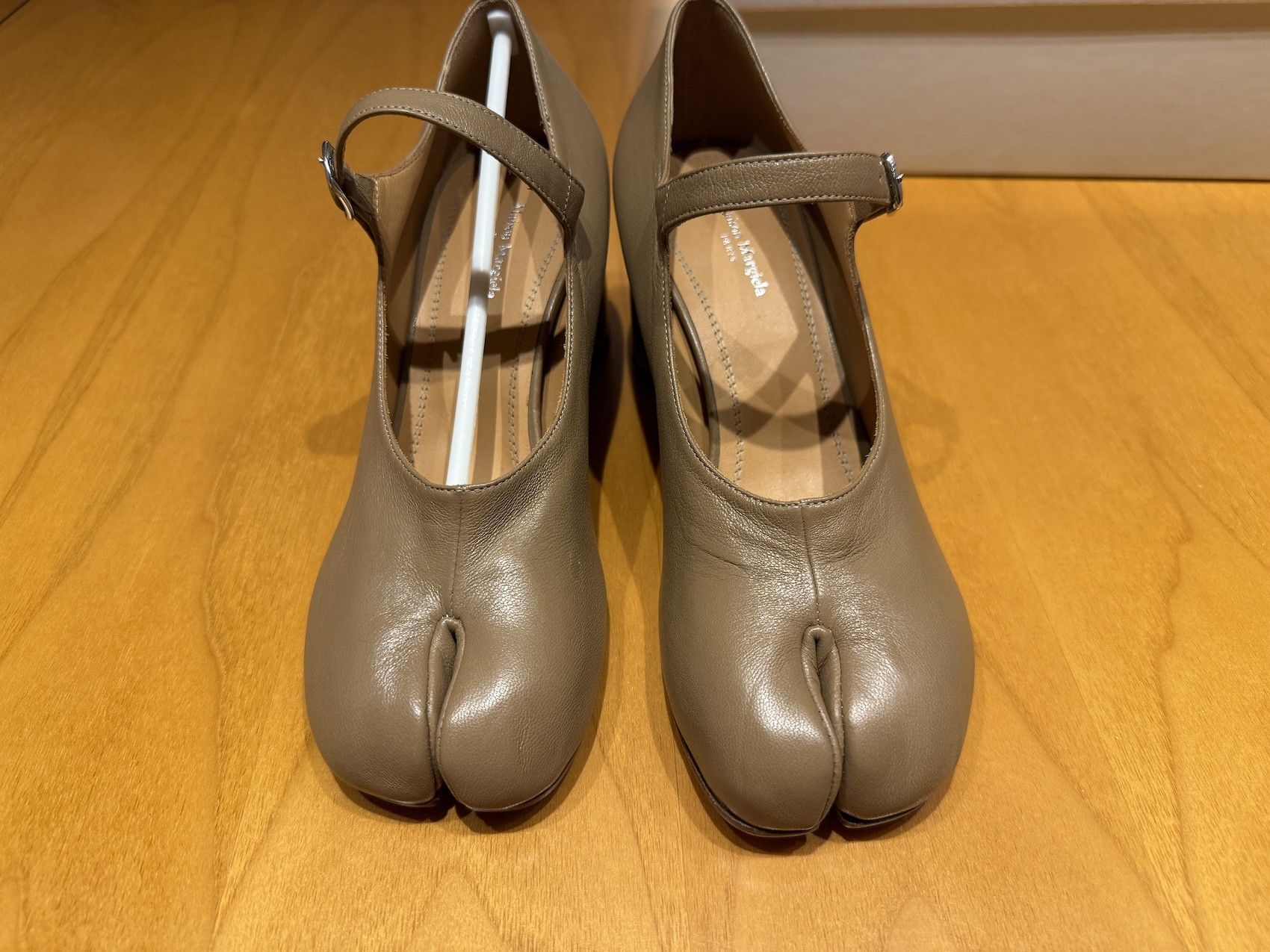 Maison Margiela Tabi Mary Jane Size US 7 / IT 37 - 2 Thumbnail