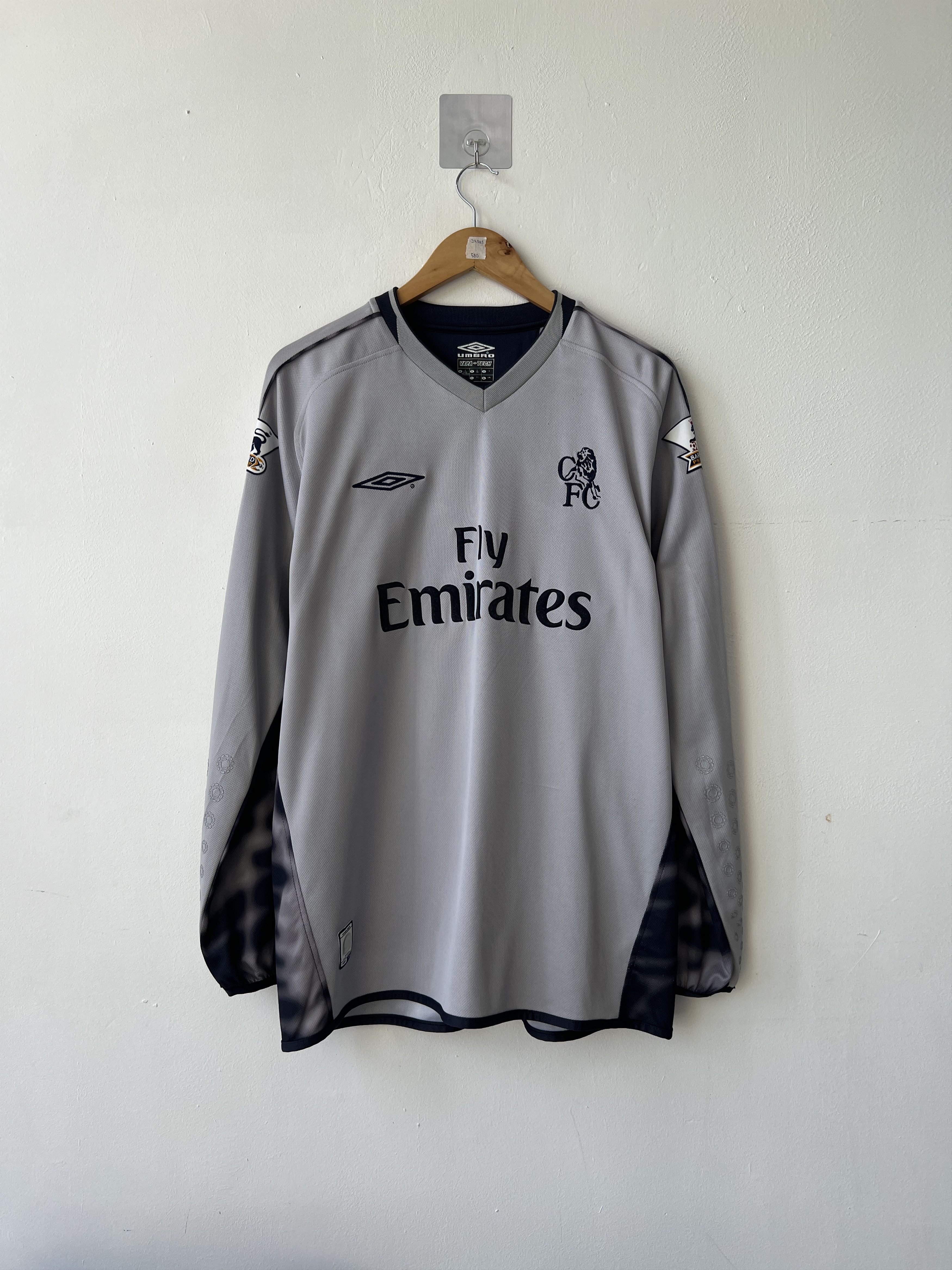 Umbro (L) Chelsea 2003-04 Goalkeeper GK Kit Cudicini #23 Size US L / EU 52-54 / 3 - 2 Thumbnail