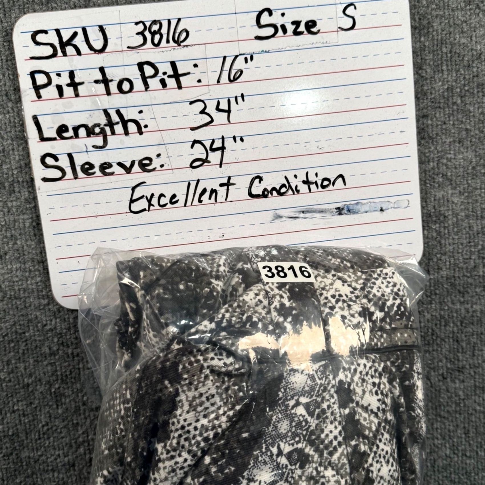 Vintage Candies Snakeskin Print Double Breasted Belted Trench Coat Grey Y2K Women S Coat Long Sleeve Mid-Length Vintage N/A Size S / US 4 / IT 40 - 8 Thumbnail