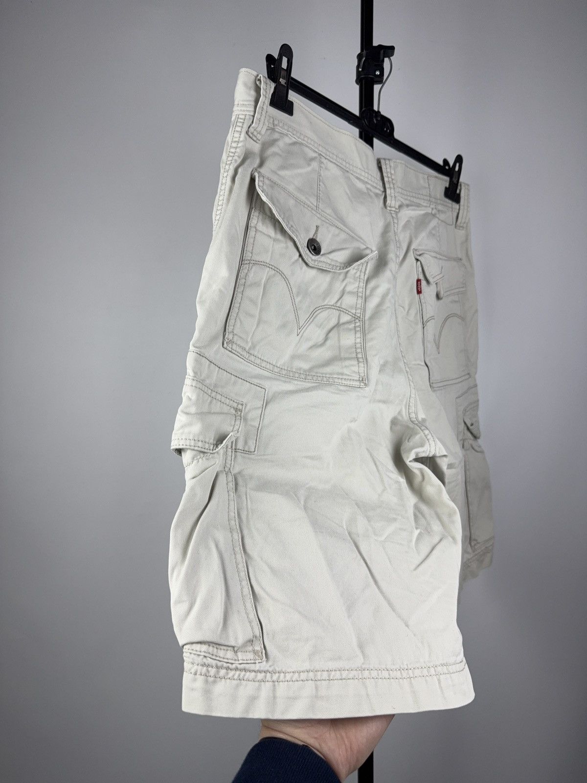 Levi's × Vintage Crazy Vintage 00s Baggy Skater Style Levis Cargo Shorts Size US 33 - 9 Thumbnail