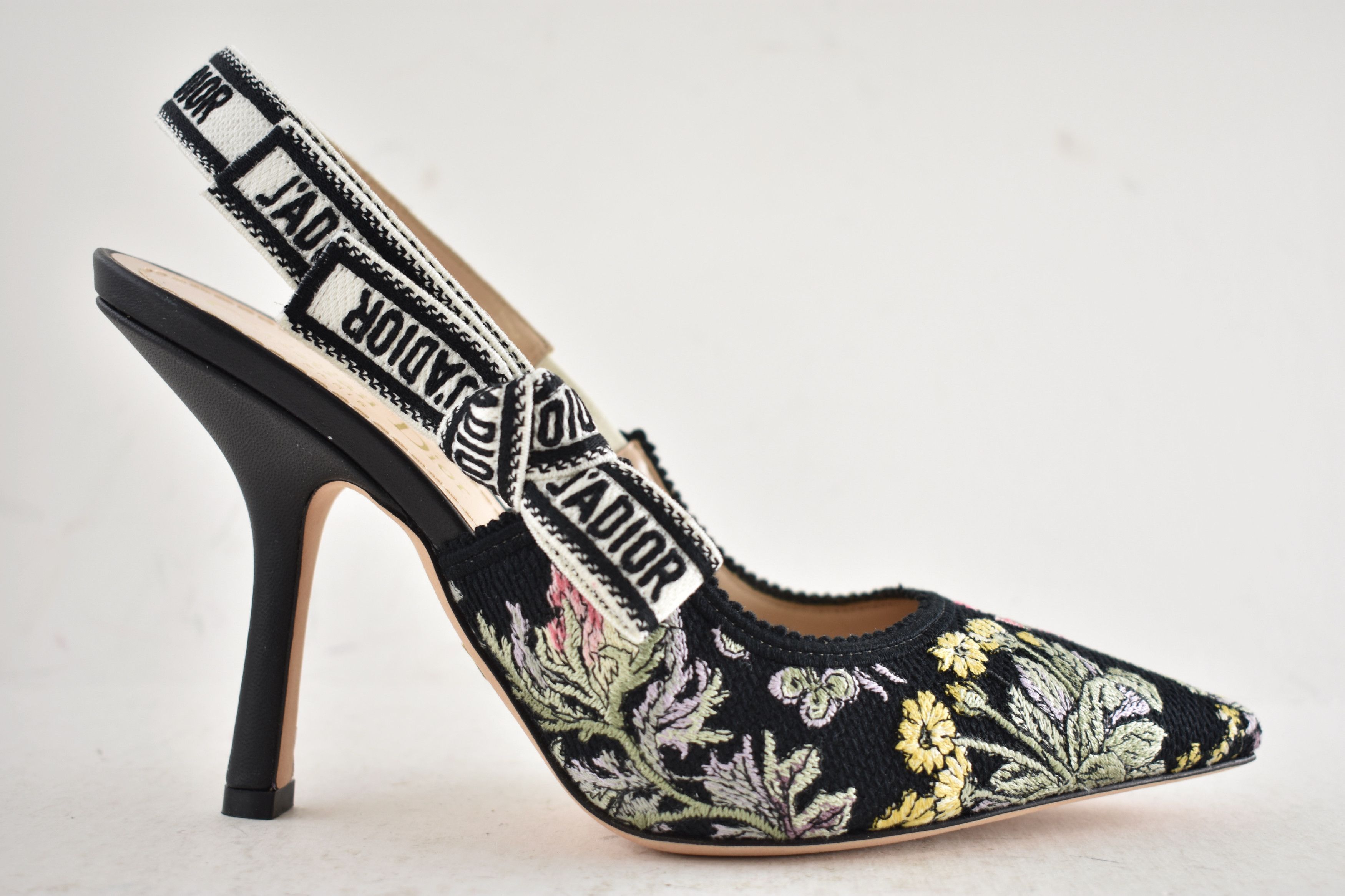 Dior Dior J'adior Chardons Floral Slingback Pump Sandal Heel 38 Size US 8 / IT 38 - 2 Thumbnail