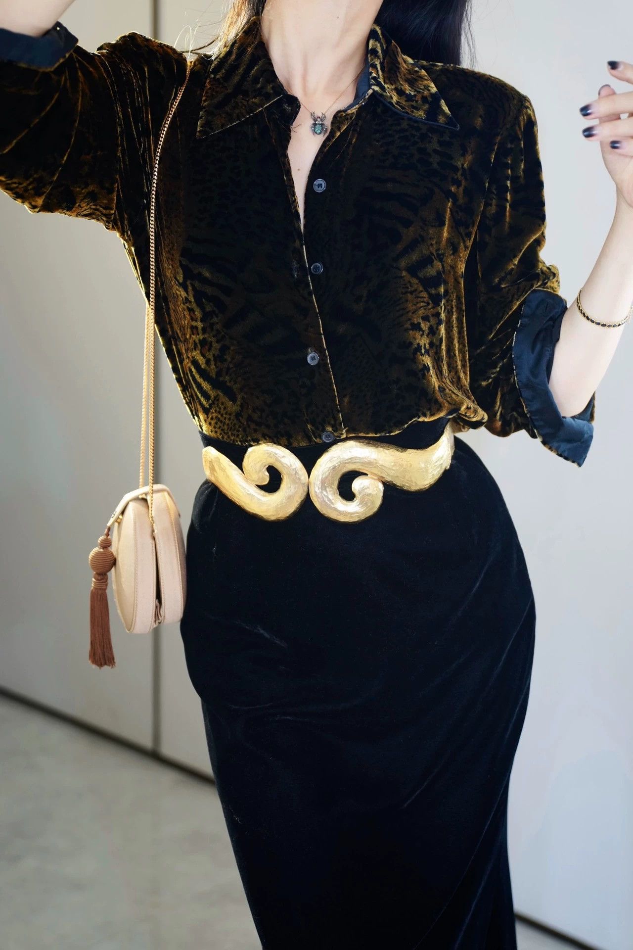 Vintage Vintage Niche Silk Velvet Animal Print Shirt (Pads) Size M / US 6-8 / IT 42-44 - 1 Thumbnail