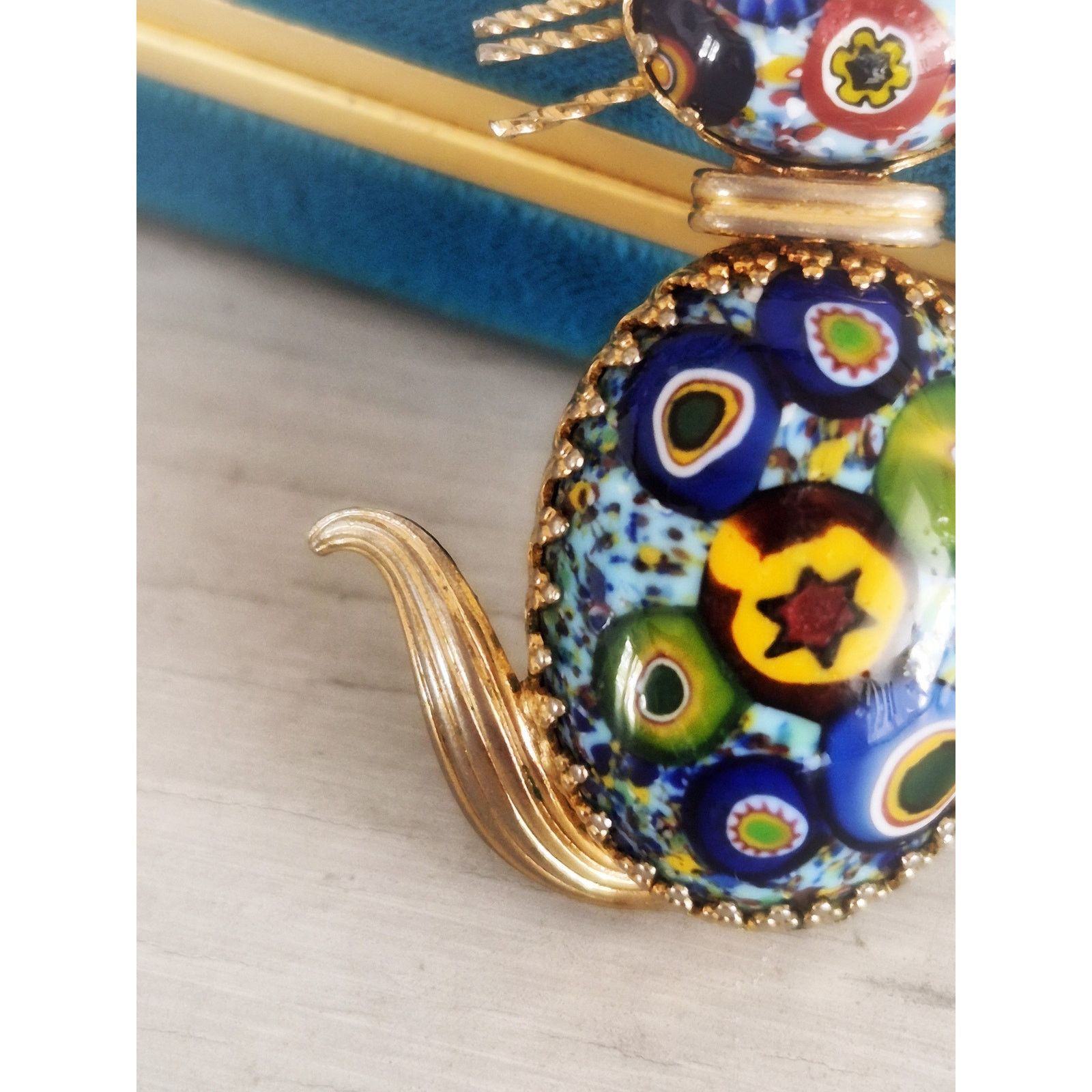 Other Vintage Millefiori Cat Brooch with Deep Blue Background Size ONE SIZE - 2 Thumbnail