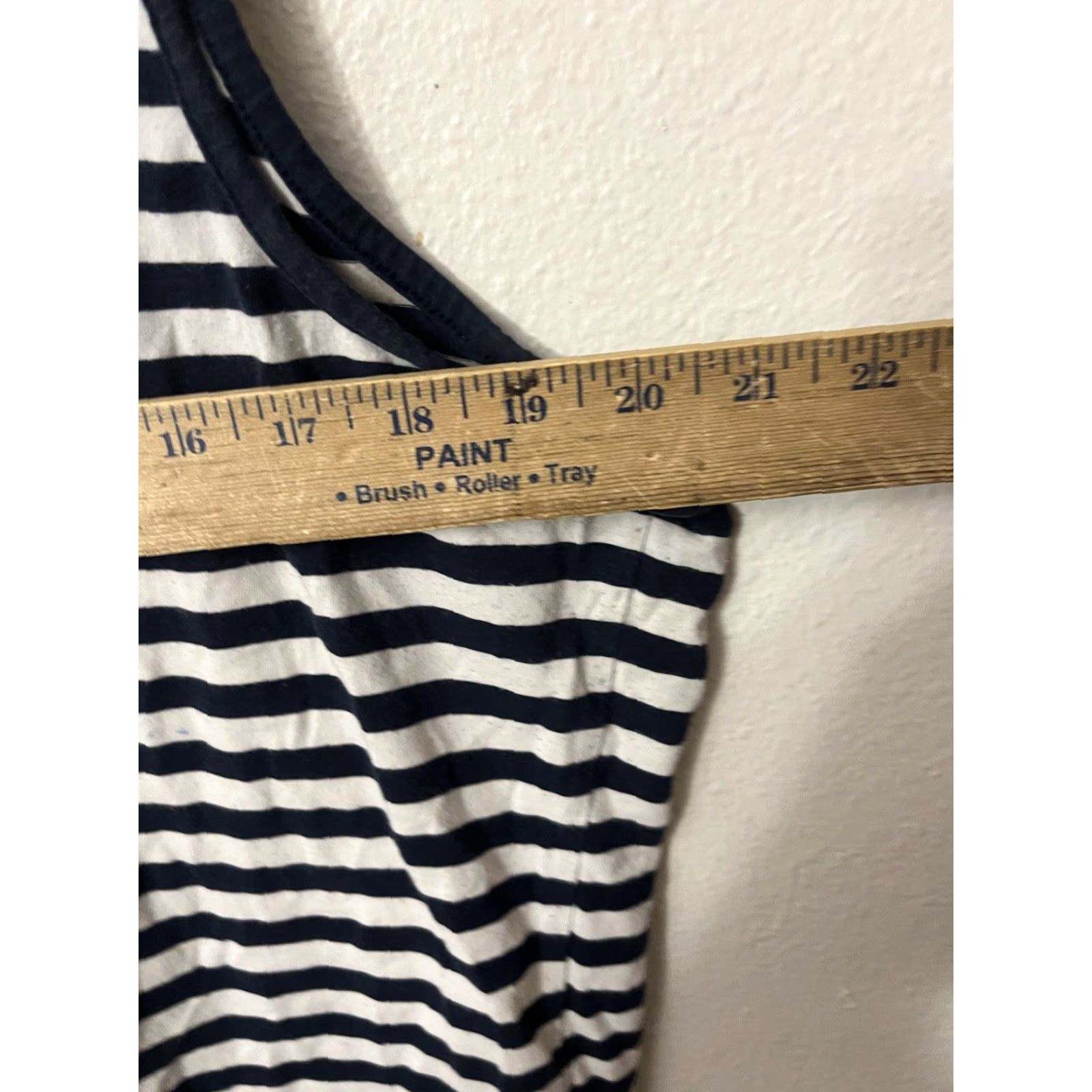 Michael Kors Michael Kors Womens Blouse Top 2X White Blue Striped Sleeveless Round NeckPullover Casual Shirt Adult Plus Multicolor Designer All Seasons Women Size XXL / US 16-18 / IT 52-54 - 4 Thumbnail
