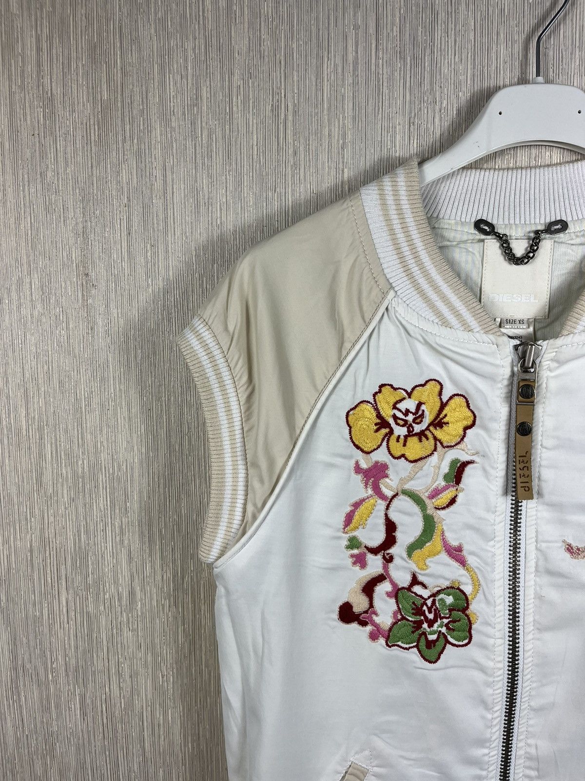 Diesel × Japanese Brand × Vintage Vintage Diesel y2k Japanese style vest zip jacket floral Size US XS / EU 42 / 0 - 4 Thumbnail