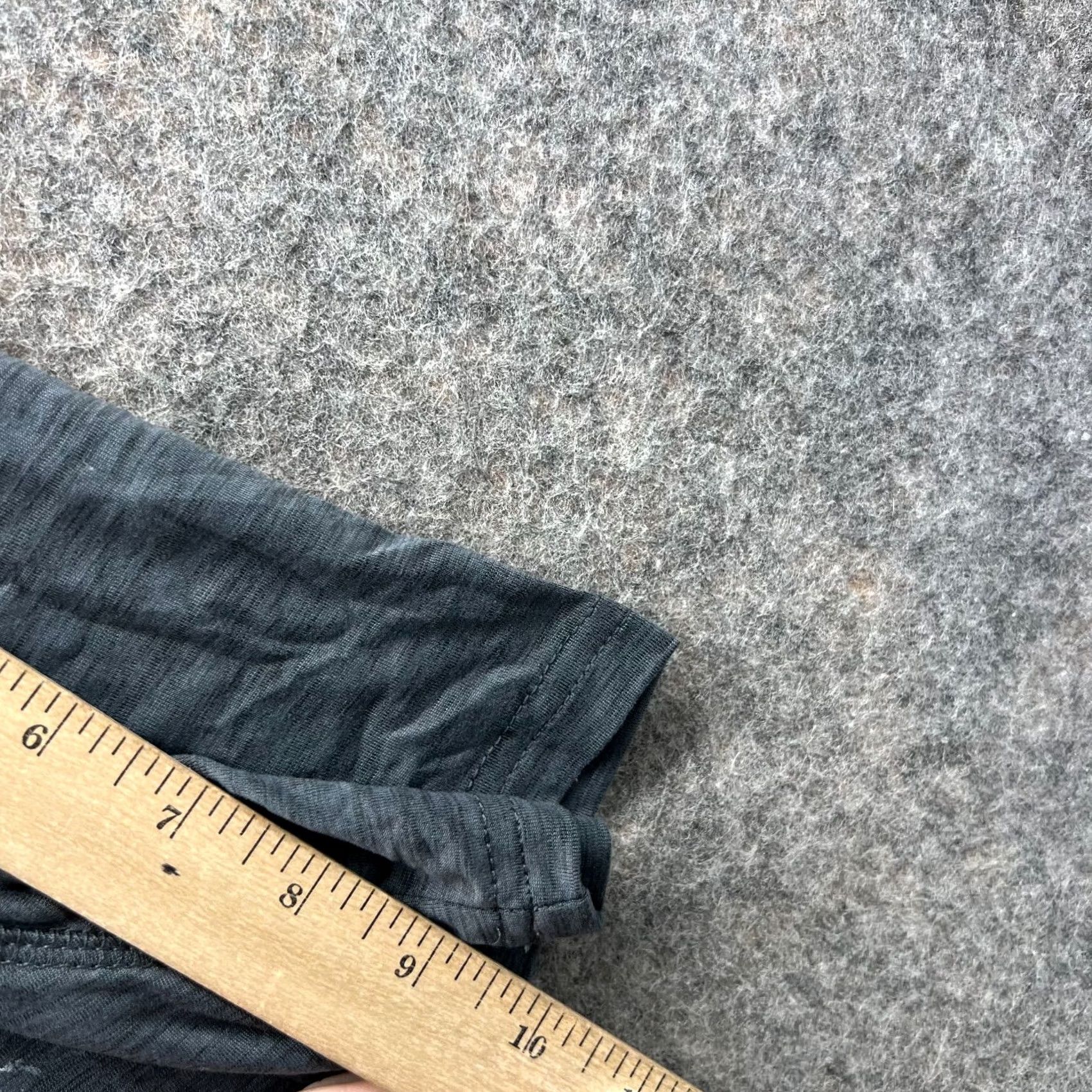 Eddie Bauer VINTAGE not included; Eddie Bauer Shirt Men XL Gray Cotton Crewneck Short Sleeve Logo All Seasons IT IS NOT A VINTAGE item; adjust accordingly Size US XL / EU 56 / 4 - 6 Thumbnail