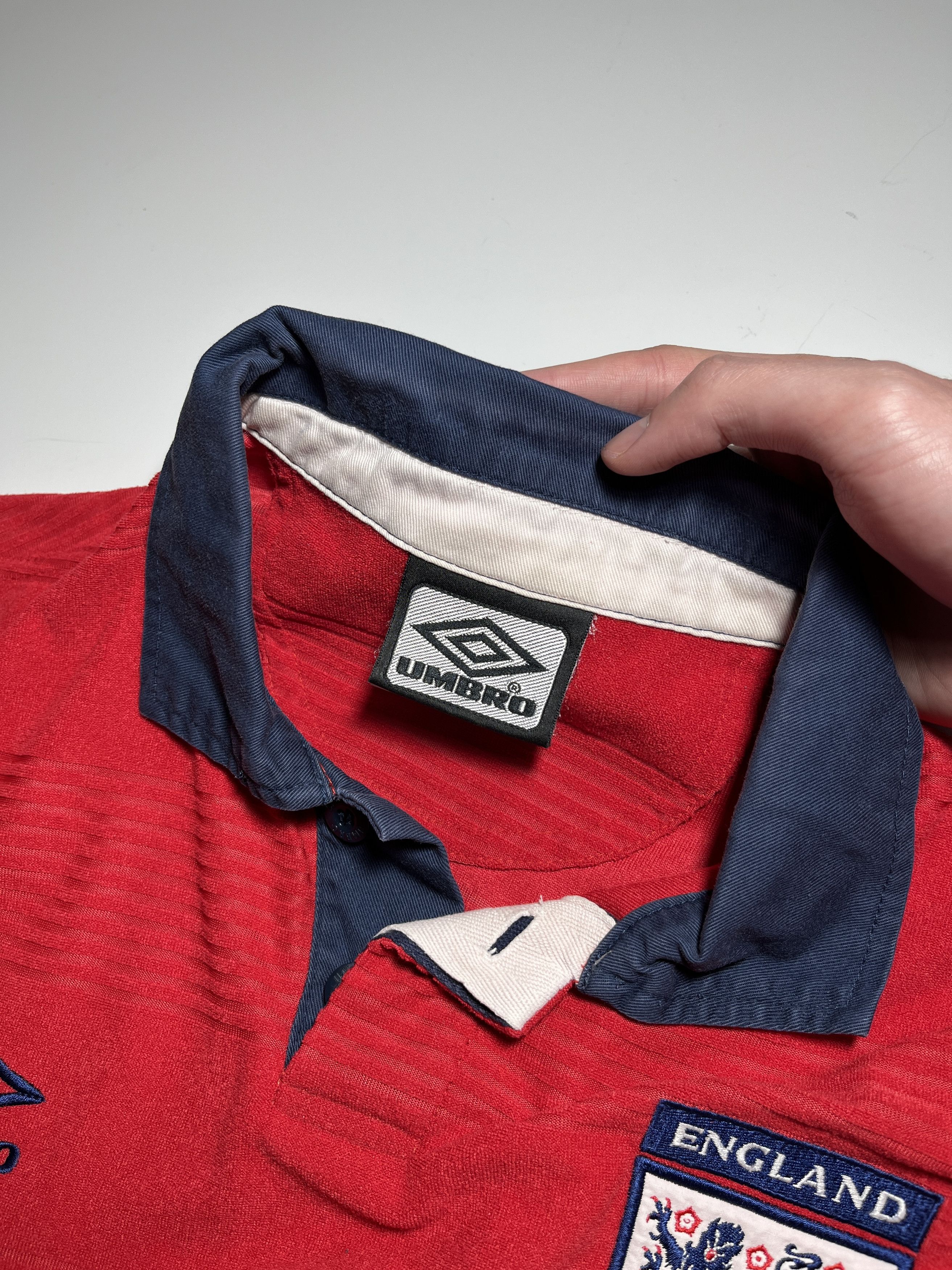 Umbro × Vintage Umbro England National Team 1999-2001 Away Football Jersey Size US L / EU 52-54 / 3 - 8 Thumbnail