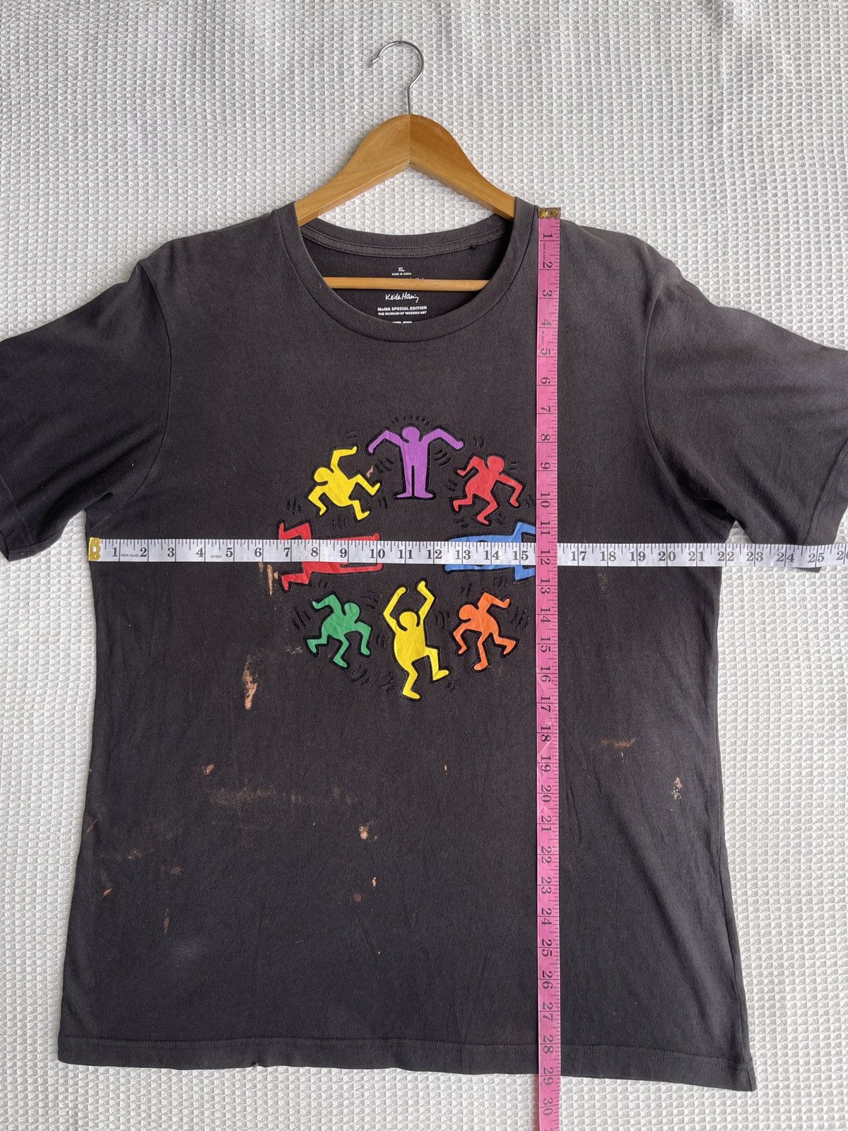 Keith Haring Last Drop🔥Rare🔥SUN FADED Keith Haring x Museum Of Arts Tee Size US XL / EU 56 / 4 - 10 Thumbnail