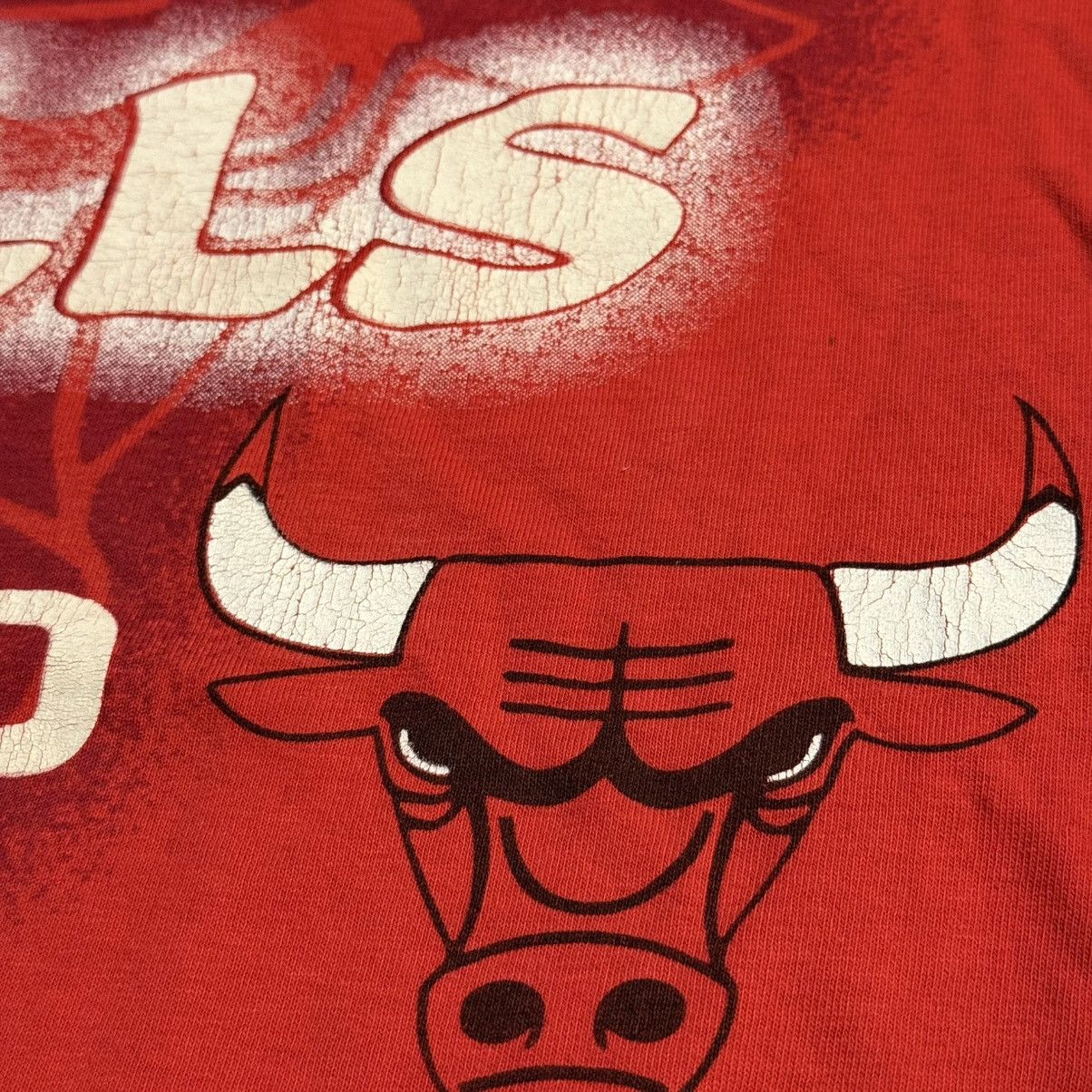 Other Vintage Chicago Bulls Team Rated Tee 1981 Red Graphic Size US XL / EU 56 / 4 - 2 Thumbnail