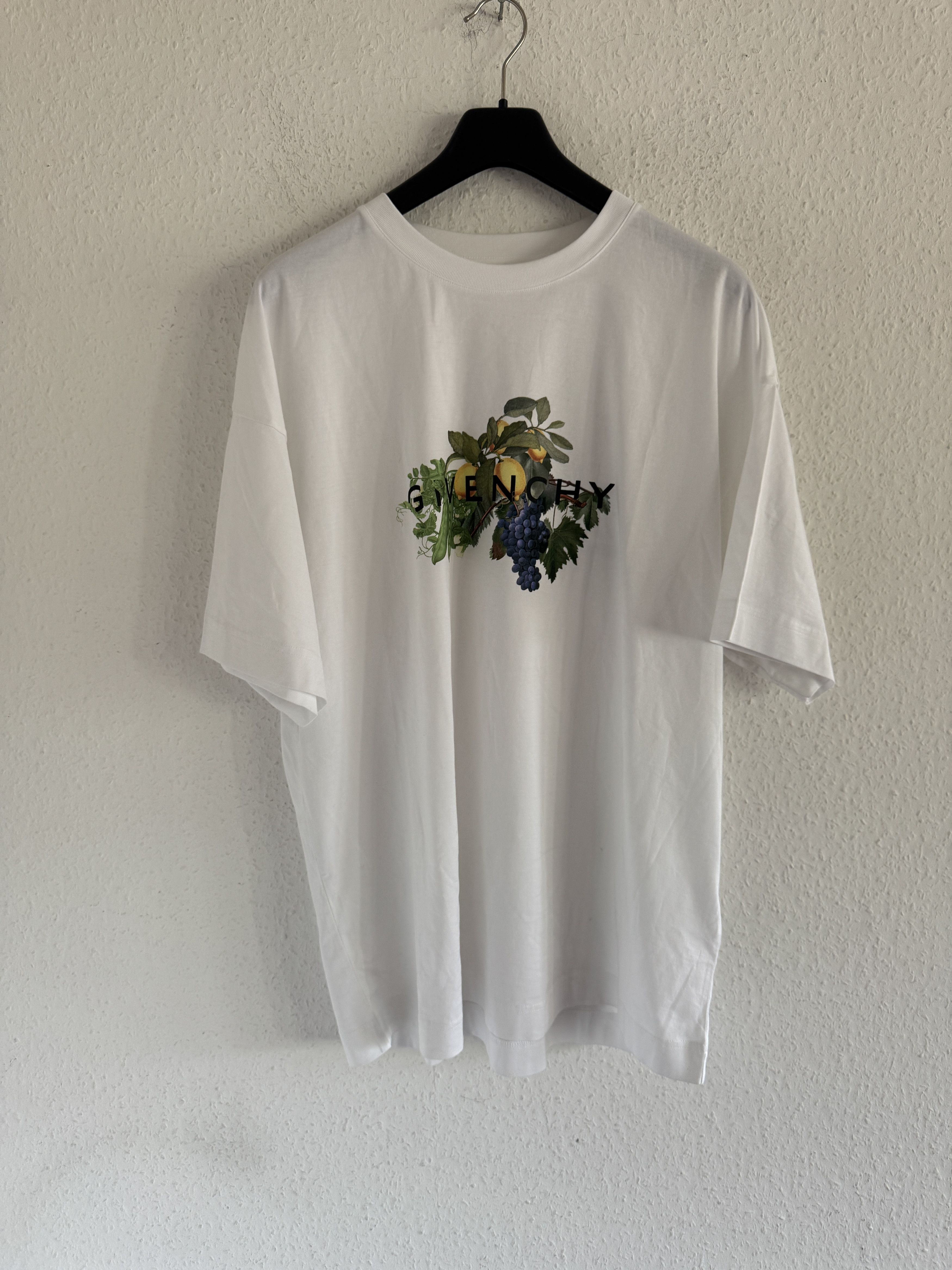 Givenchy Floral Graphic Logo T-Shirt Size US XL / EU 56 / 4 - 9 Thumbnail