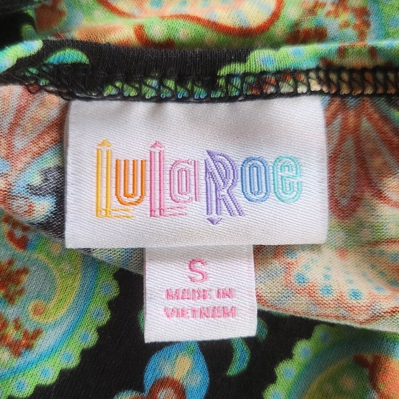 Other LuLaRoe Women's Size Small Top Green, Black & Red Geometric Size S / US 4 / IT 40 - 2 Thumbnail