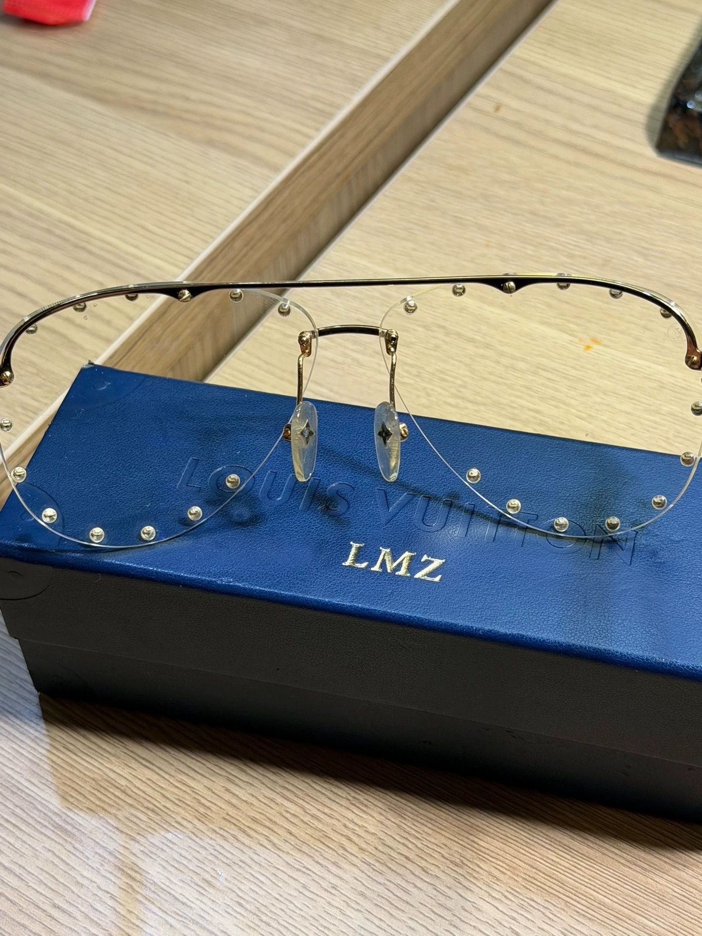 Louis Vuitton LV Runway Riveted Transparent Blue Light Blocking Sunglasses Size ONE SIZE - 5 Thumbnail