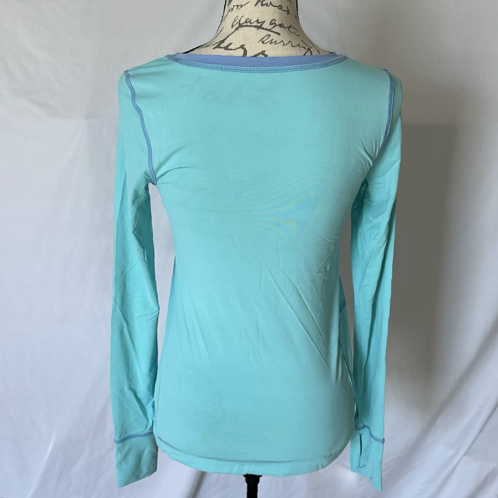 Lilly Pulitzer Lilly Pulitzer Luxletic Pullover Shirt Womens Medium Long Sleeve Athletic Zip Po Size S / US 4 / IT 40 - 3 Thumbnail