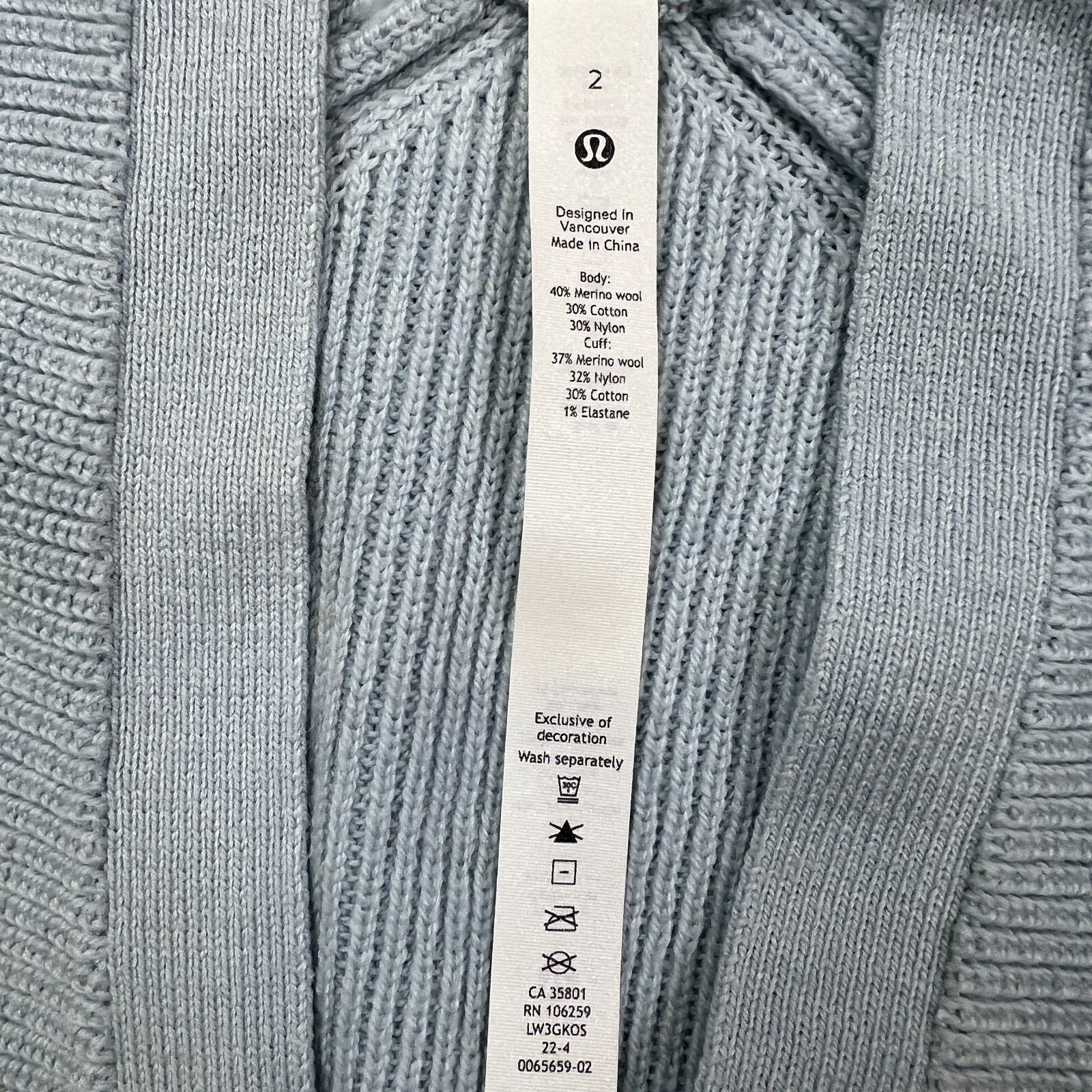 Lululemon Lululemon Merino Wool-Blend Cardigan sz 2 Button Up Sweater Size XS / US 0-2 / IT 36-38 - 7 Thumbnail
