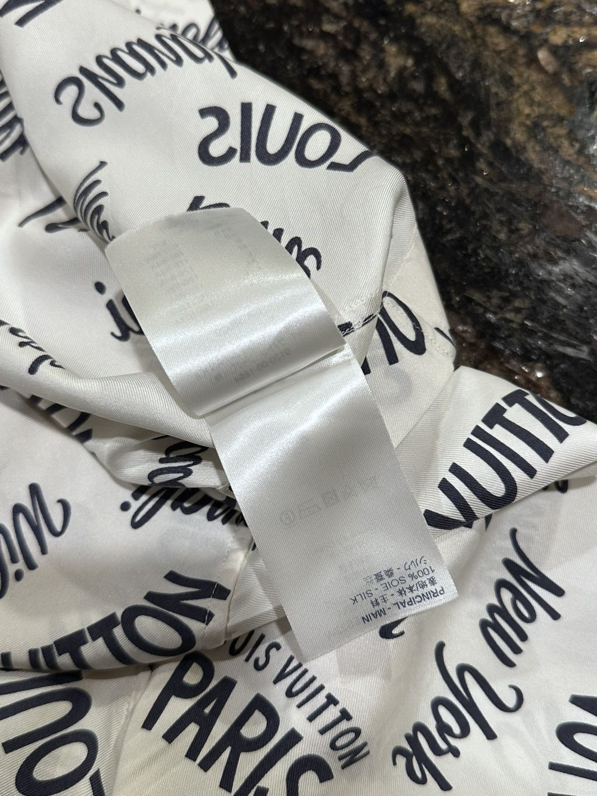 Kim Jones Louis Vuitton Kim Jones SS18 Cities White Silk Button Shirt Size US L / EU 52-54 / 3 - 11 Thumbnail