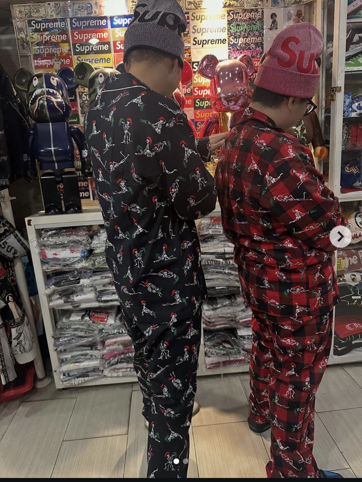 Hanes × Supreme Supreme Hanes Holiday Pajama Set Black Size Medium (FW25) Size ONE SIZE - 6 Thumbnail