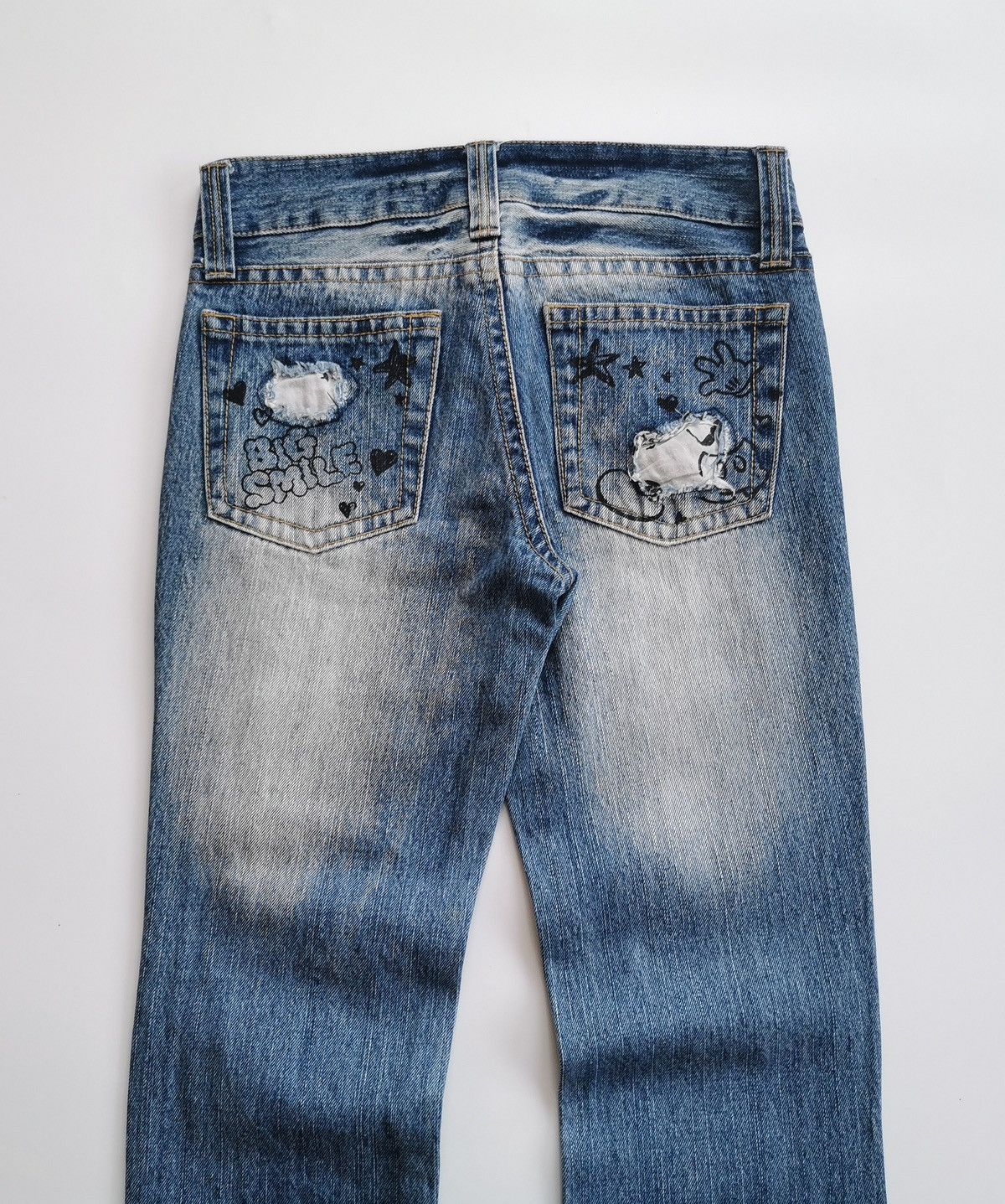 Vintage Vintage Disney Mickey Mouse Patchwork Print Jeans Size US 29 - 7 Thumbnail