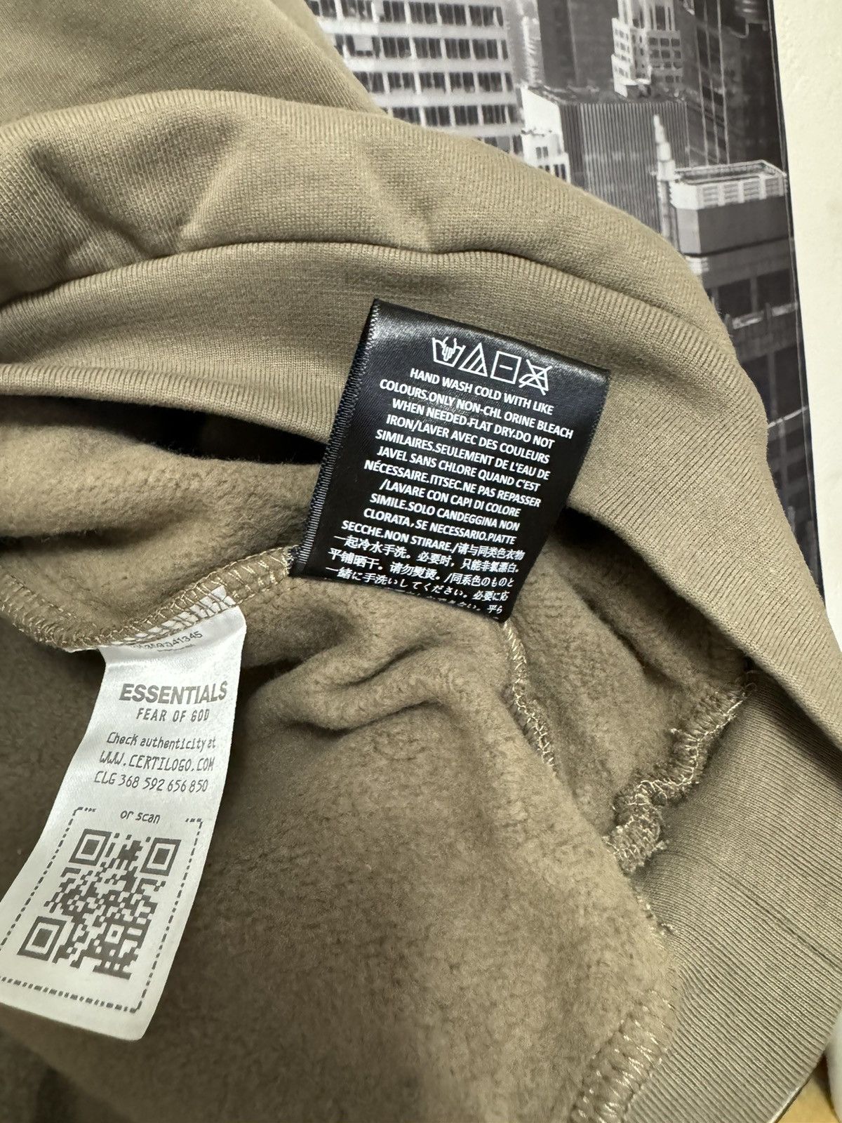 Fear of God Fear of God Essentials Heavy Fleece Hoodie Military SZ M 🔥 Size US M / EU 48-50 / 2 - 6 Thumbnail