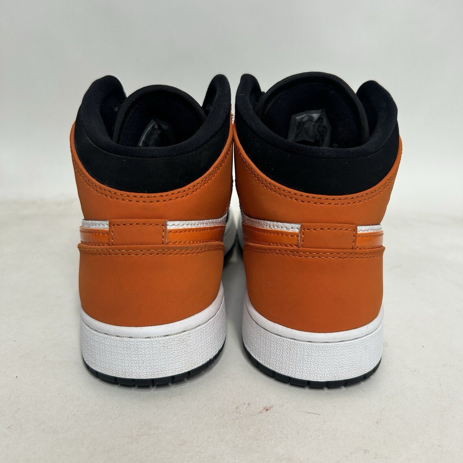 Nike Nike Shoes Air Jordan 1 Mid GS “Shattered Blackboard” 2024 Size US 8.5 / IT 38.5 - 5 Thumbnail