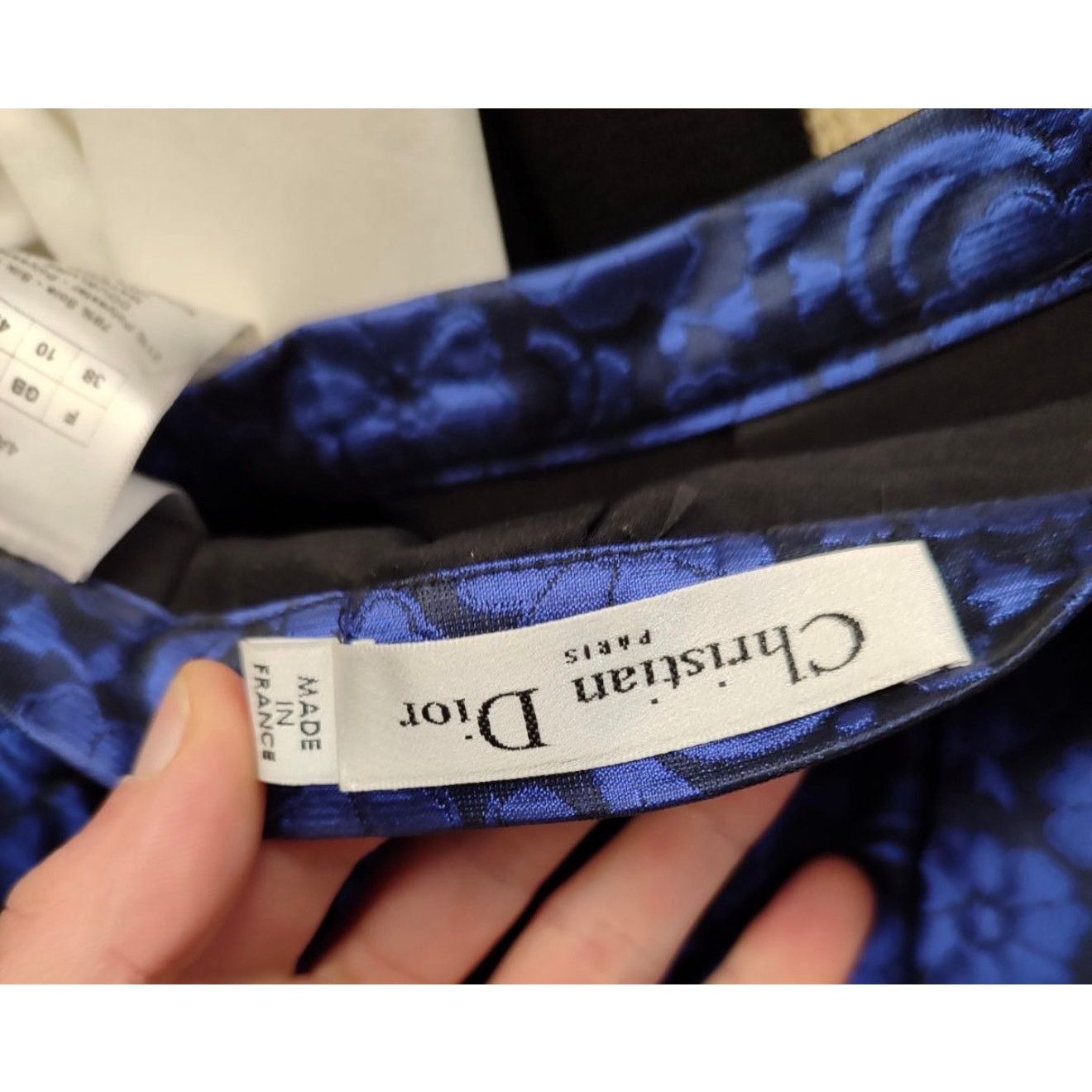 Dior Christian Dior Blue Floral Silk Skirt - Sz M (EU 42) Size 30" / US 8 / IT 44 - 5 Thumbnail