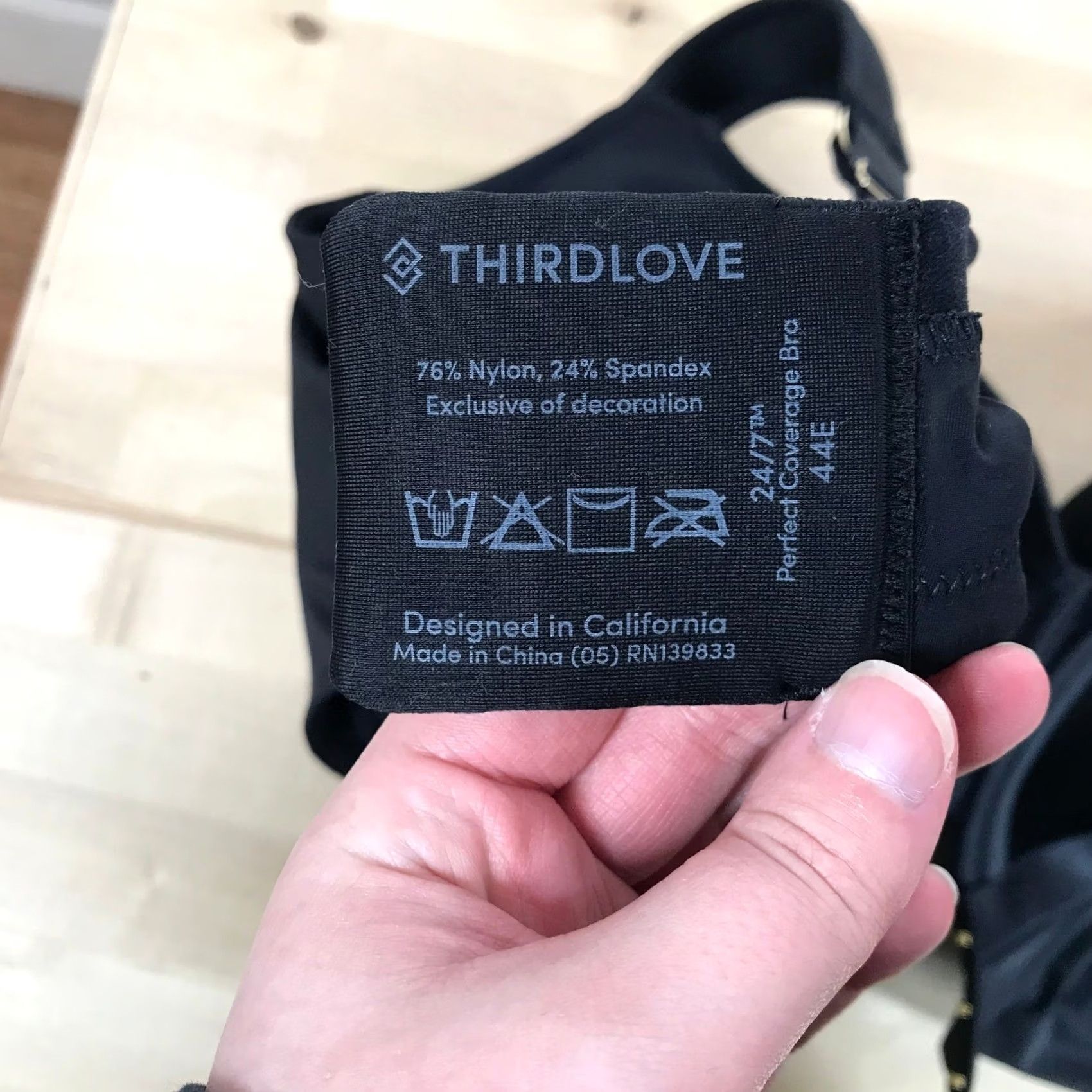 Vintage ThirdLove Black 24/7 Perfect Coverage Bra 44DD Underwire Memory Foam New Size ONE SIZE - 5 Thumbnail