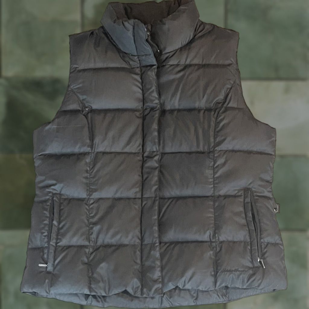 Eddie Bauer Goose Down Vest Women’s XL Black Quilted Puffer Vest Zip Pockets Casual Outdoor Down Jacket Women