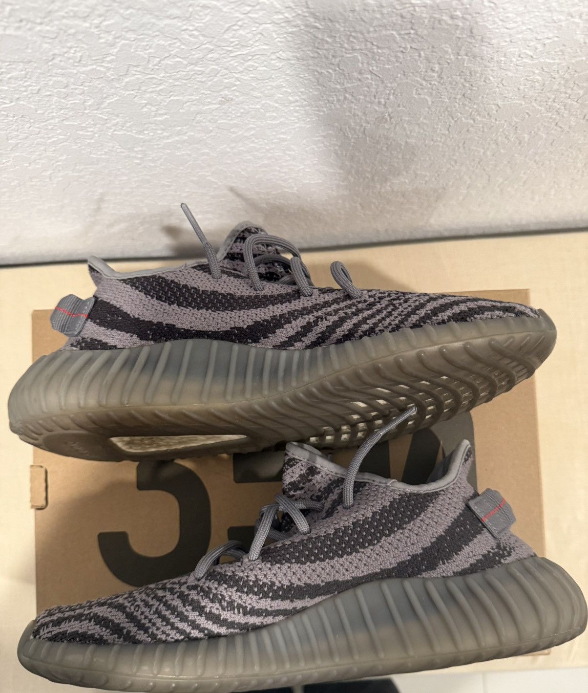 Adidas Yeezy Boost 350 V2 Beluga 2.0 Size US 10 / EU 43 - 2 Thumbnail