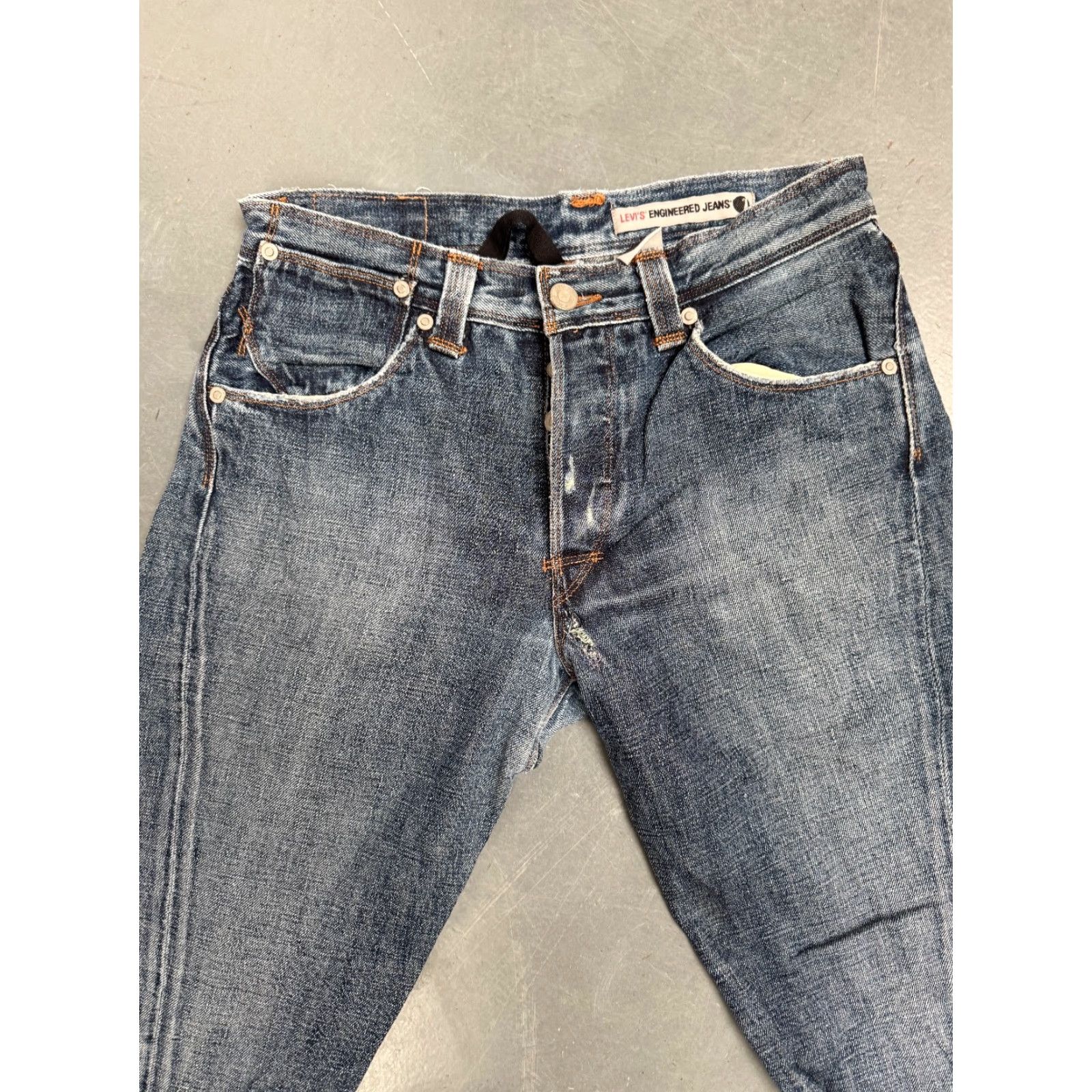Levi's VINTAGE Levi's Engineered Jeans 31x34 Men Wide-Leg 90s Twisted Dark Denim Blue W31 L34 Leather Logo Button Fringe Vintage Yes/No? Size US 31 - 2 Thumbnail