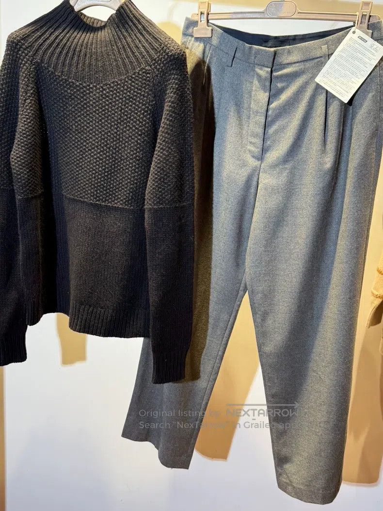 The Row The Row size 6 Gray Women's Pants Size 25" / US 0 / IT 36 - 1 Thumbnail