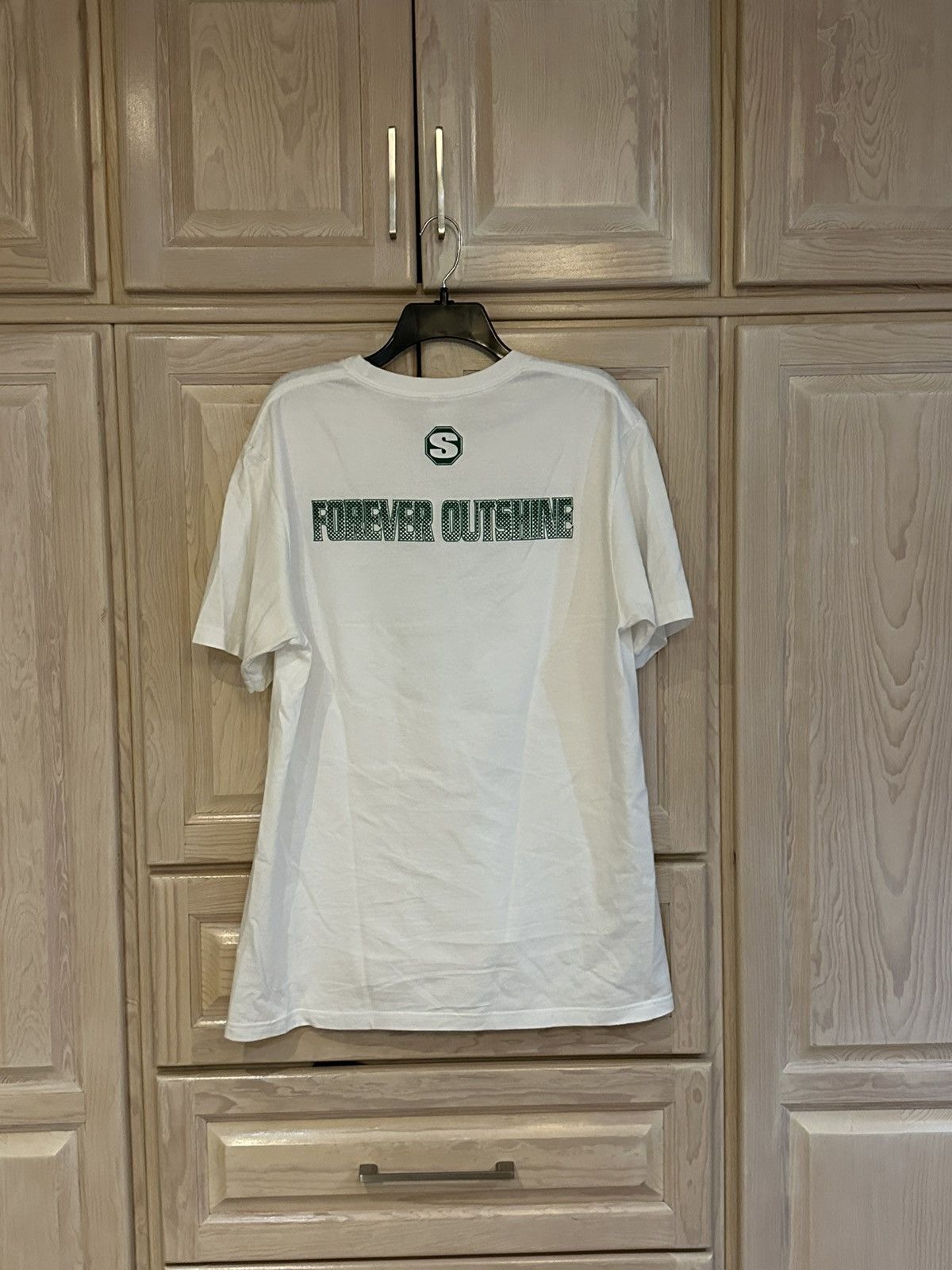 Supreme Supreme white green glitter forever outshine t shirt Size US L / EU 52-54 / 3 - 6 Thumbnail