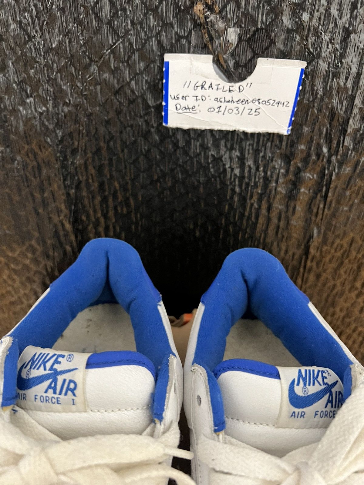 Nike 24hr FLASH SALE* Air Force 1 “2002” VERY RARE OG Size US 9 / EU 42 - 21 Thumbnail