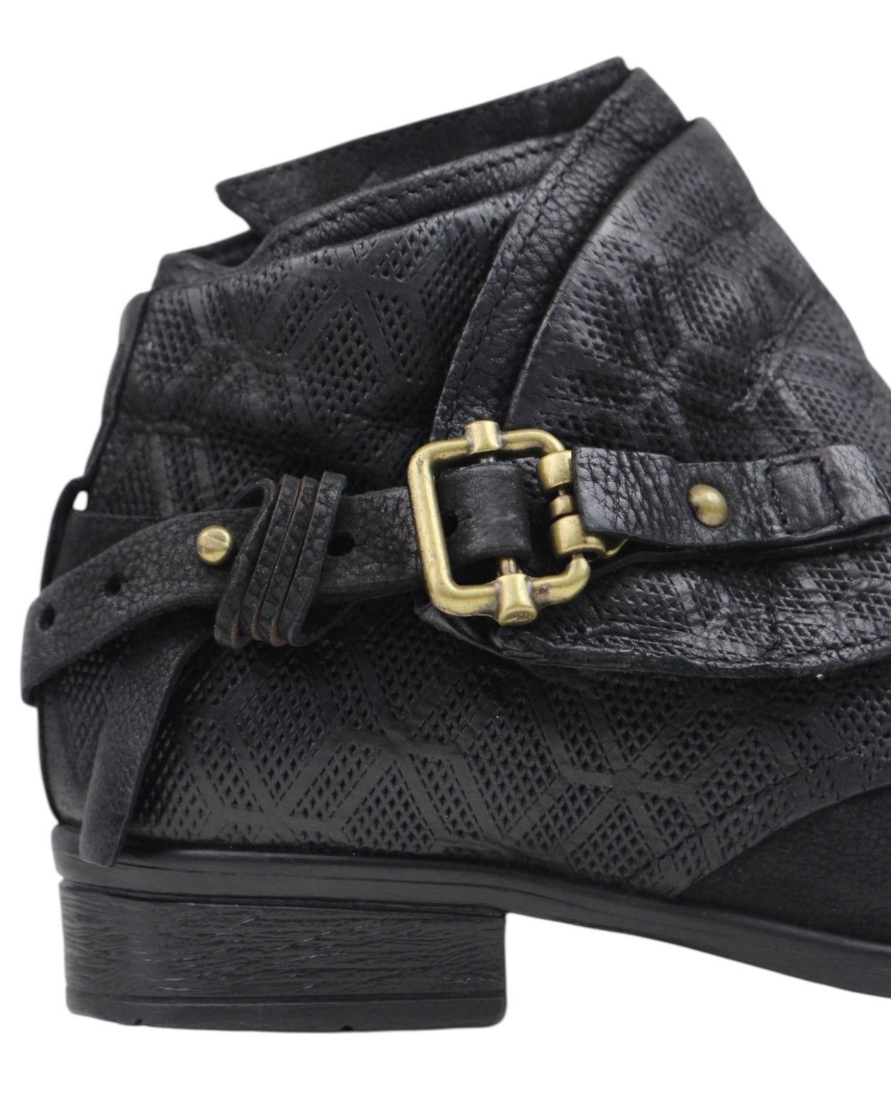 A.S.98 2000S A.S.98 BLACK EMBOSSED LEATHER BUCKLE ANKLE BOOTS Size US 5 / IT 35 - 5 Thumbnail