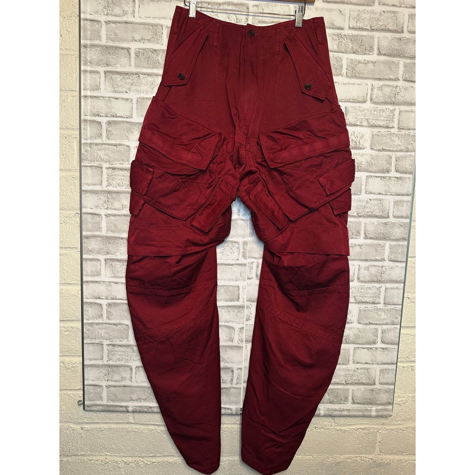 Julius FW23 Elytra Red Gasmask Cargo Pants size 1 Tatsuro Horikawa Size US 34 / EU 50 - 17 Thumbnail