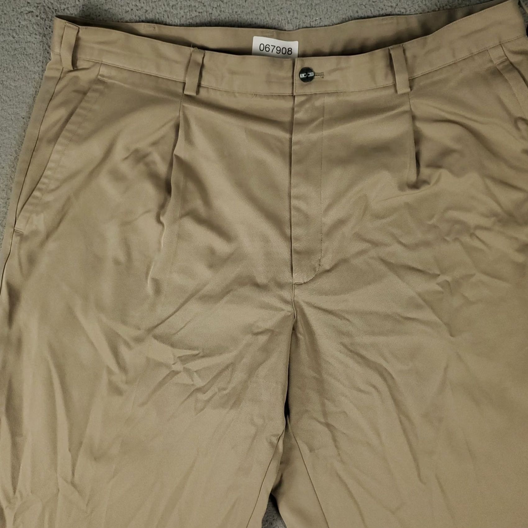 Nike Nike Pants Mens Regular 40x32 Beige Dri Fit Chino Trousers Pleated Front Zip Pockets Straight Leg Casual Bottoms Size US 40 / EU 56 - 2 Thumbnail
