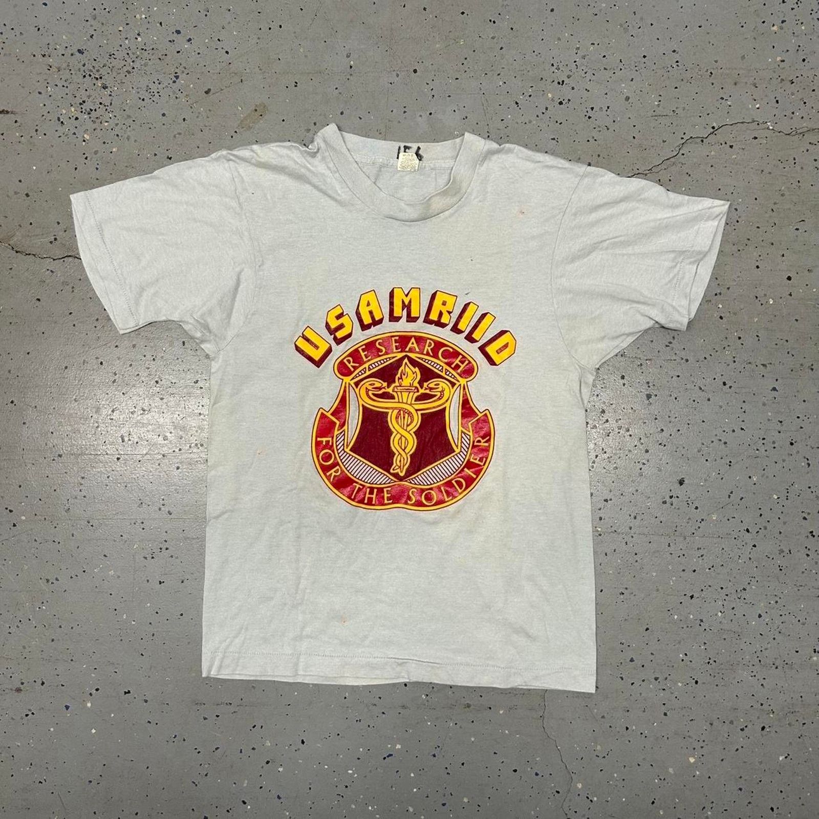 Other 1980s USAMRIID Research For The Soldier cotton t-shirt Size US M / EU 48-50 / 2 - 1 Thumbnail
