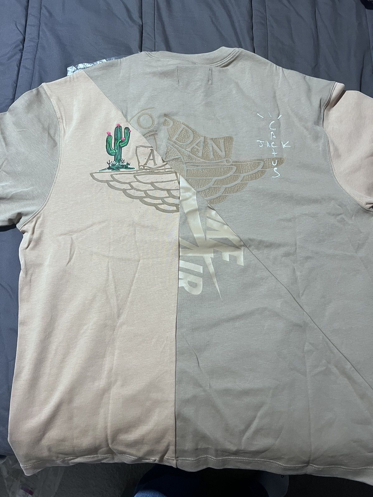 Jordan Brand × Nike × Travis Scott Travis Scott Cactus Jack X Jordan T shirt Size US L / EU 52-54 / 3 - 3 Thumbnail