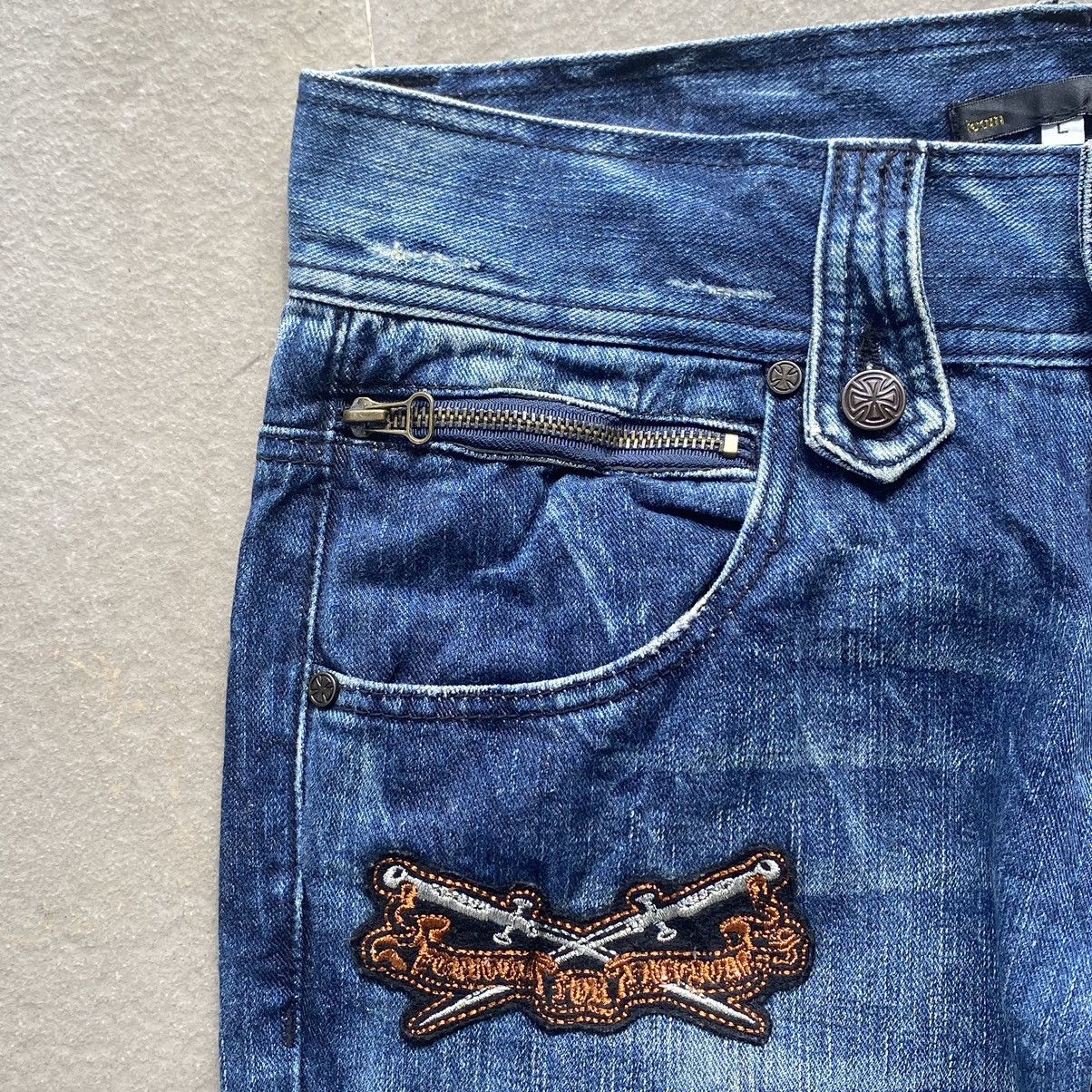 Japanese Brand Japanese flared denim with patches Size US 32 / EU 48 - 3 Thumbnail