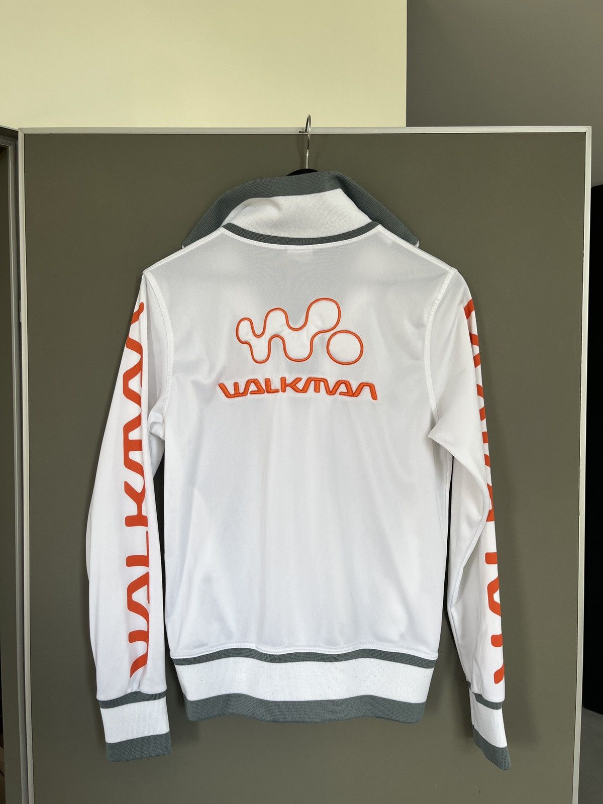 WALKMAN Vintage Track Sport Jacket
