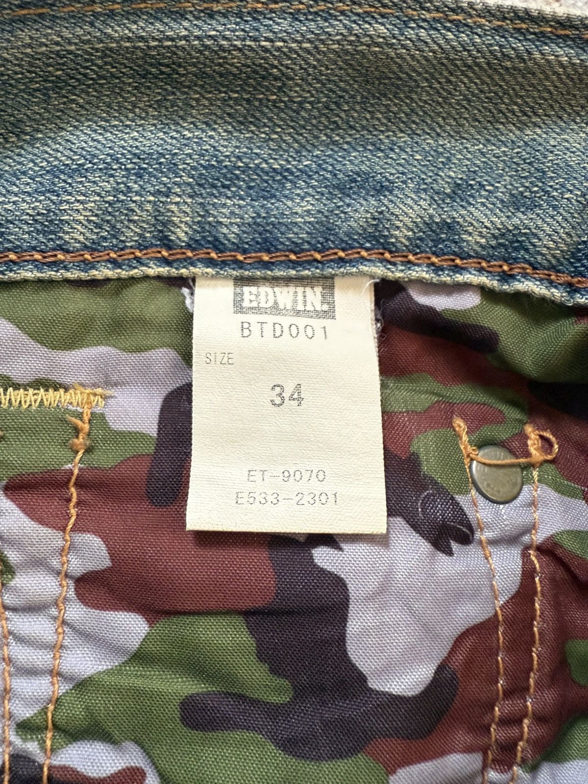 Le Grande Bleu (L.G.B.) Edwin Tokyo Mud Wash Distressed Flared Jeans Size US 36 / EU 52 - 24 Thumbnail