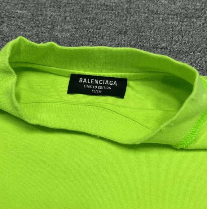 Balenciaga Balenciaga Oversized Long-Sleeve T-Shirt Size US L / EU 52-54 / 3 - 3 Thumbnail