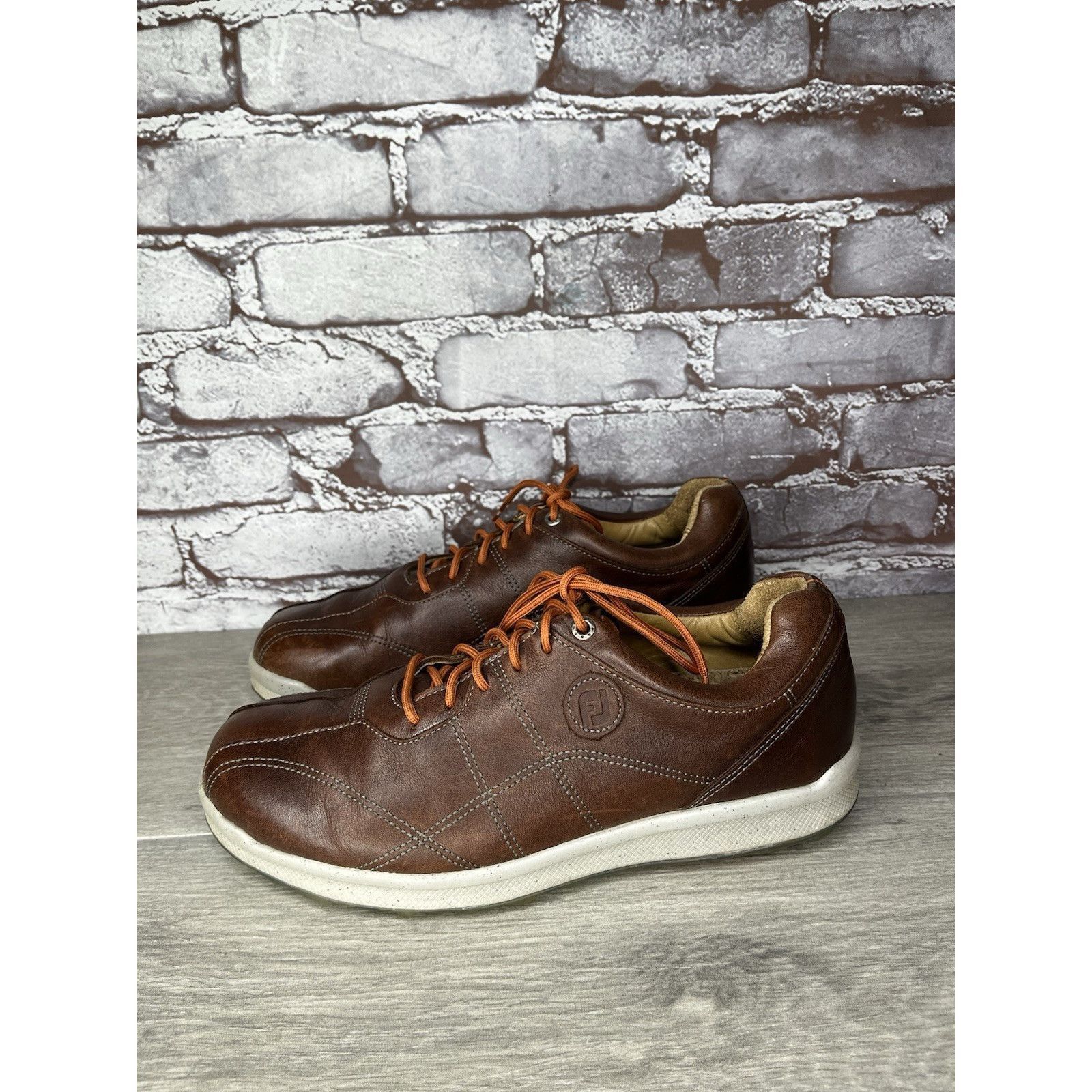 Footjoy FOOTJOY FJ VERSALUXE Spikeless Golf Shoes Size 8M US/41EU Br Size US 8 / IT 38 - 14 Thumbnail