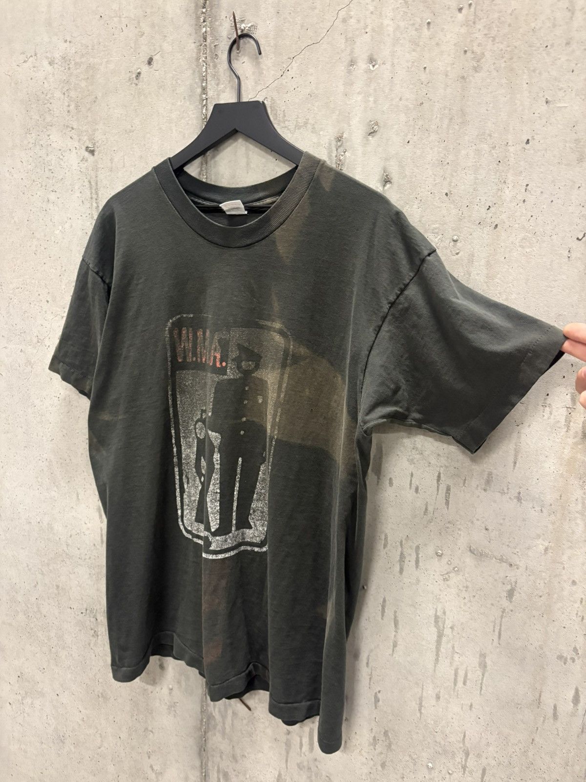 Band Tees Vintage Pearl Jam Police Shirt Thrashed Faded Grunge Band Size US XL / EU 56 / 4 - 2 Thumbnail
