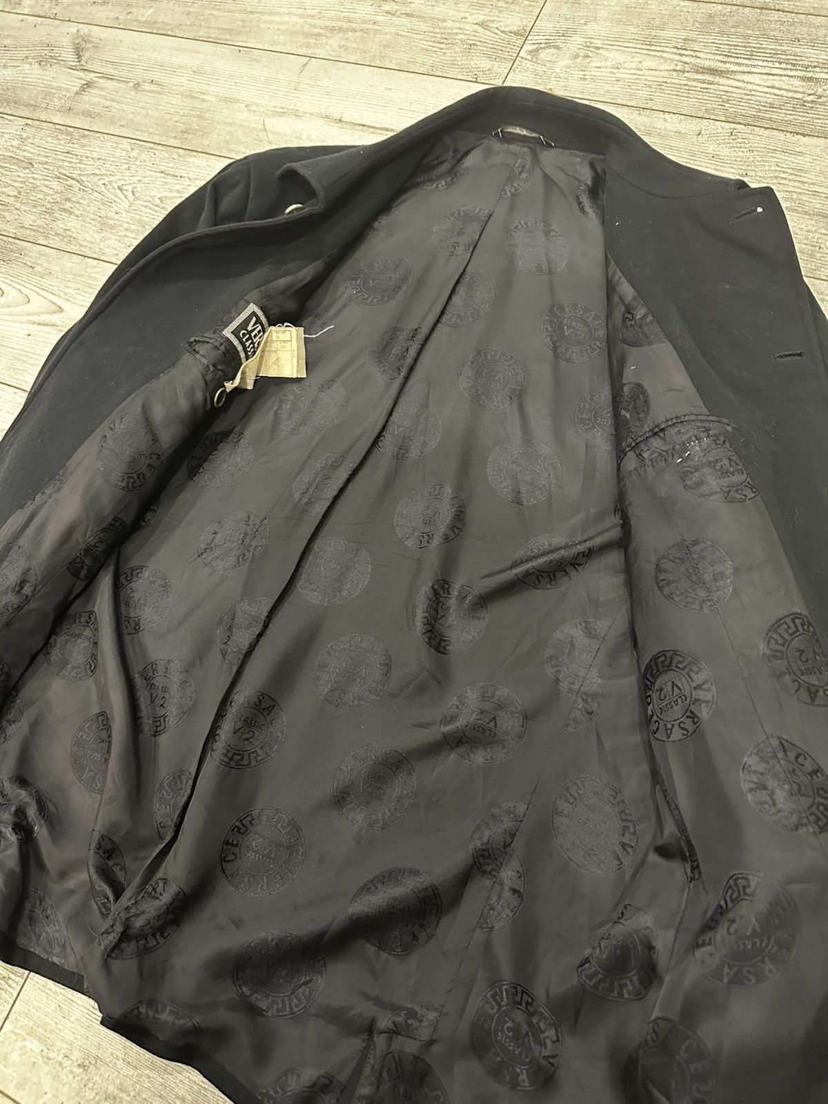 Versace Versace V2 wool blazer Size US XL / EU 56 / 4 - 10 Thumbnail