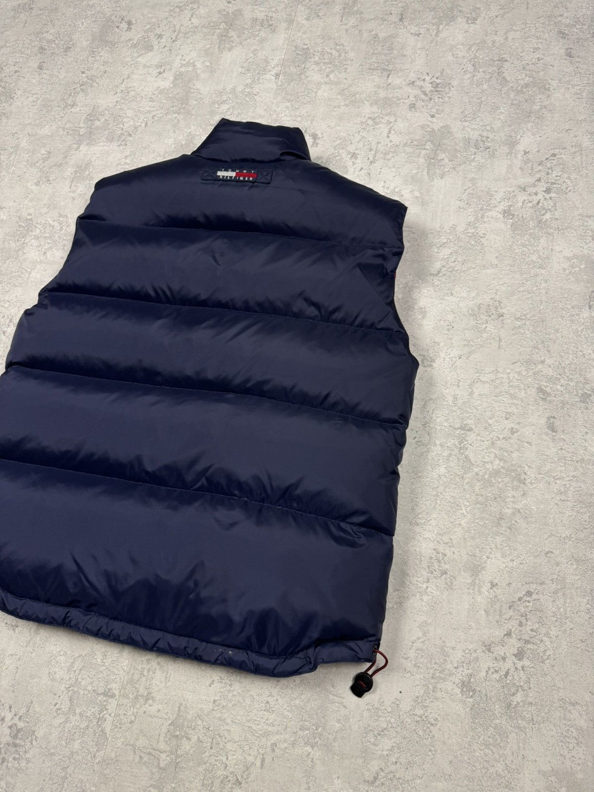 Tommy Hilfiger Vintage Tommy Hilfiger Puffer Down Vest Size US S / EU 44-46 / 1 - 9 Thumbnail