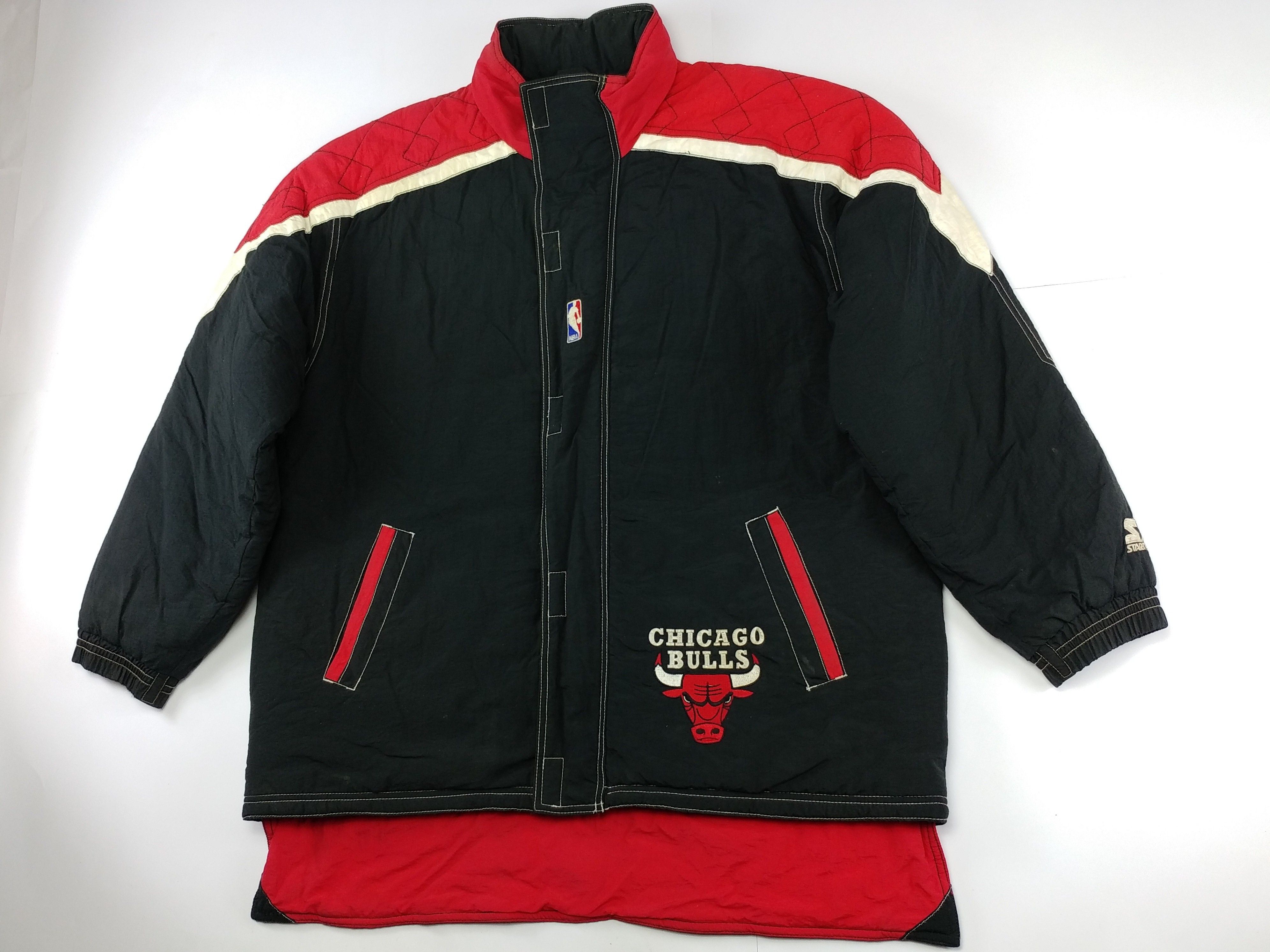 Starter NBA Chicago Bulls jacket, Starter basketball vintage 90s L Size US L / EU 52-54 / 3 - 12 Thumbnail
