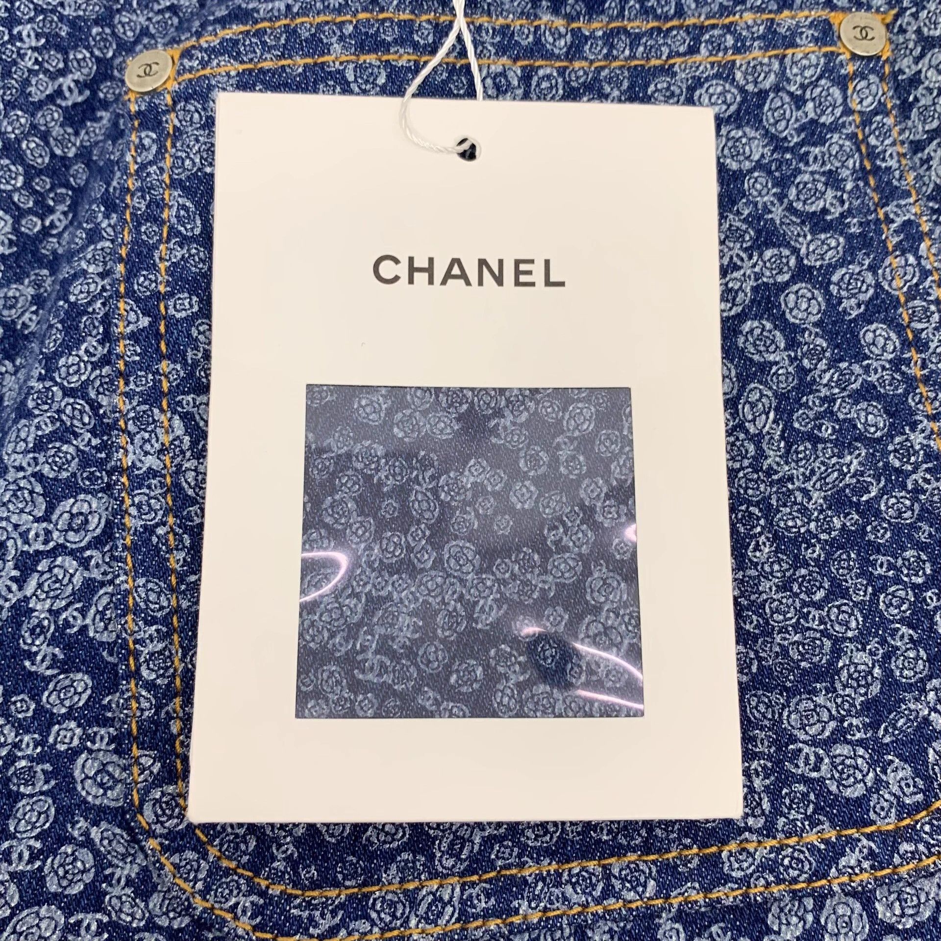 Chanel KW0845 Chanel Blue Camellia Print Cotton Casual Trousers Size 26" / US 2 / IT 38 - 7 Thumbnail